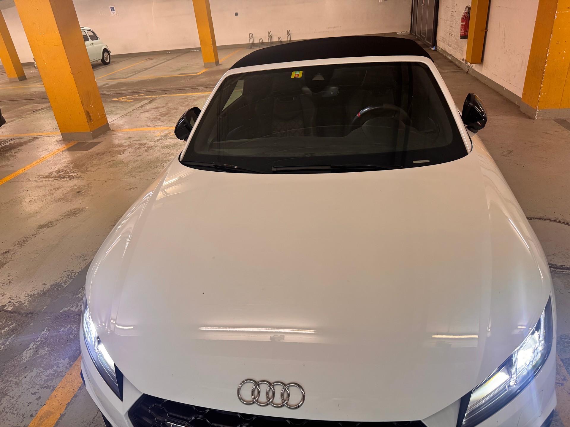 AUDI TTS-image-1