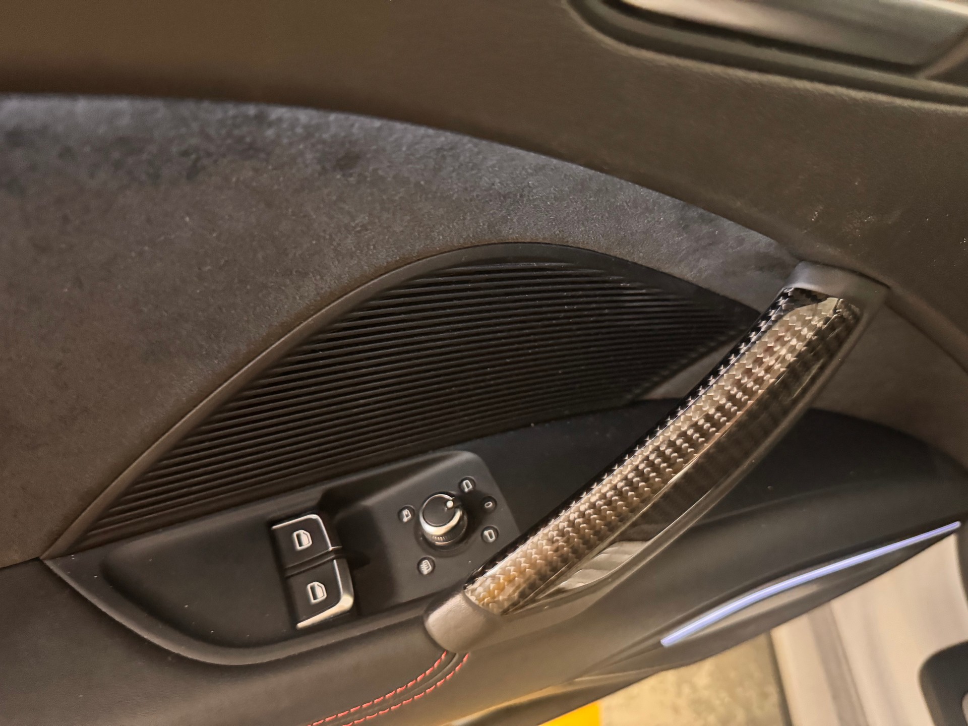 AUDI TTS-image-5