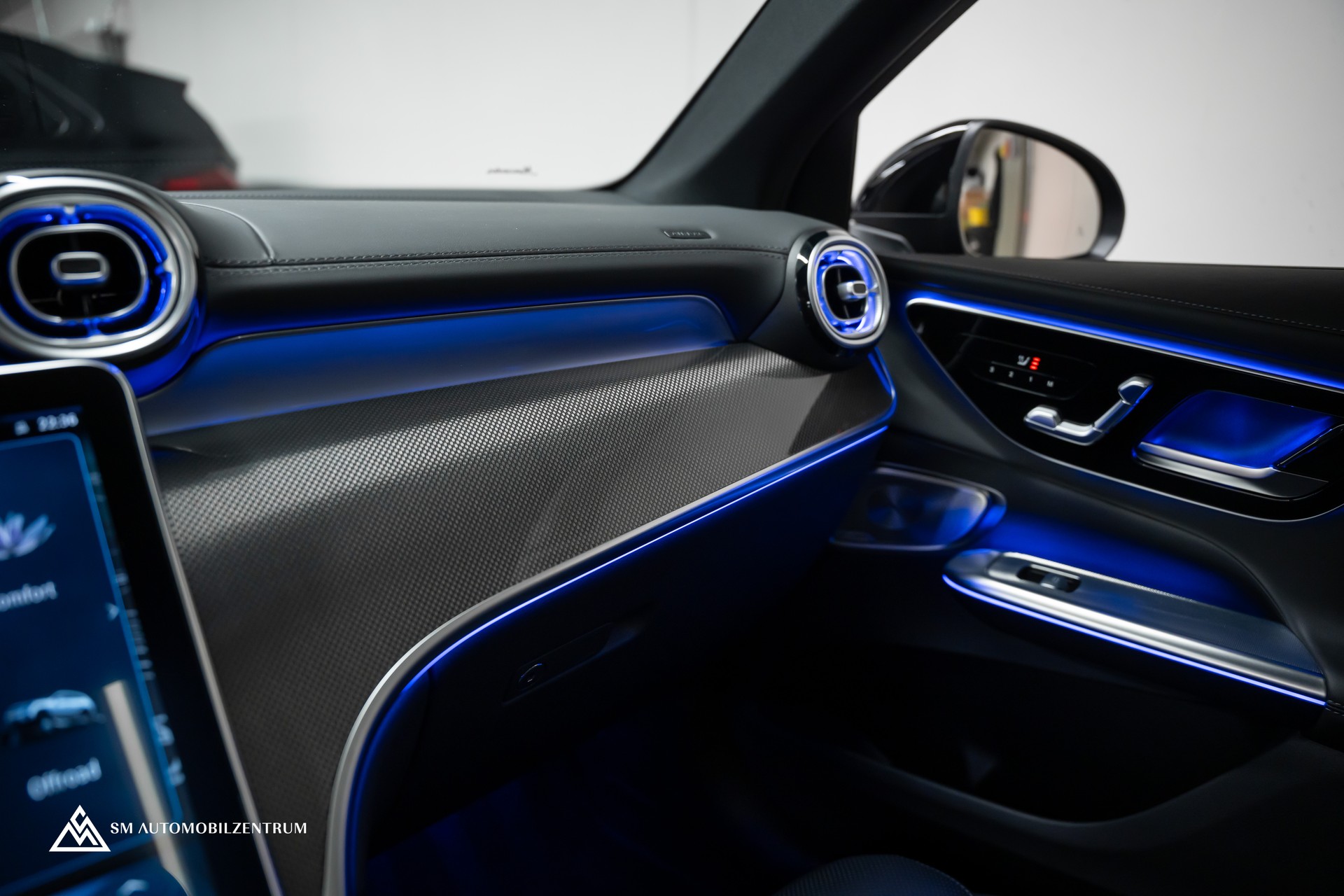 MERCEDES-BENZ GLC 63 AMG S E Performance Executive Edition / Aero / Panorama / 360° / Head-Up / Burmester-image-35