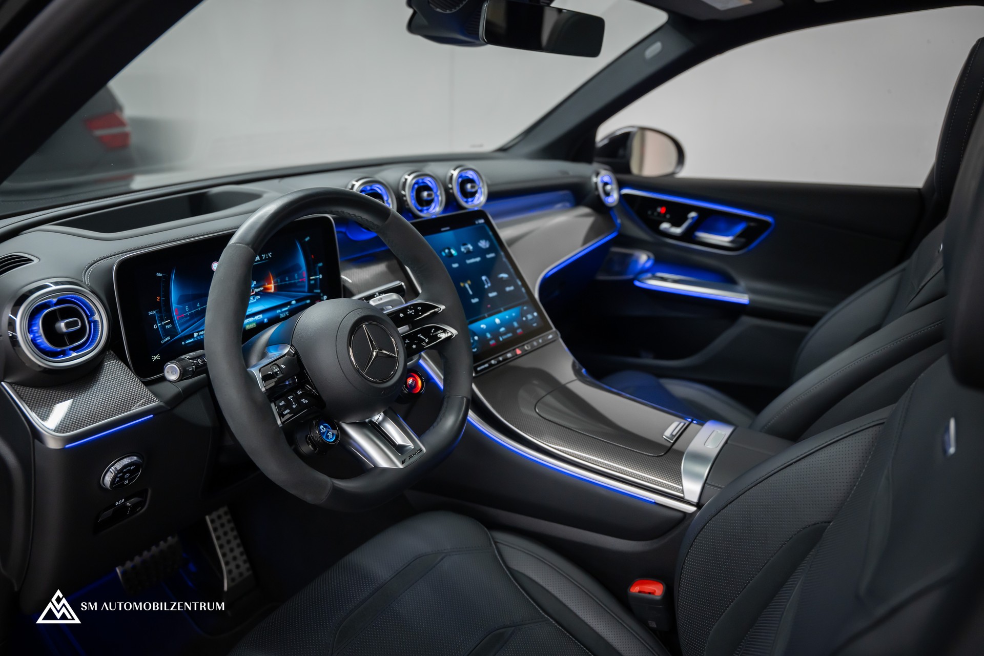 MERCEDES-BENZ GLC 63 AMG S E Performance Executive Edition / Aero / Panorama / 360° / Head-Up / Burmester-image-19