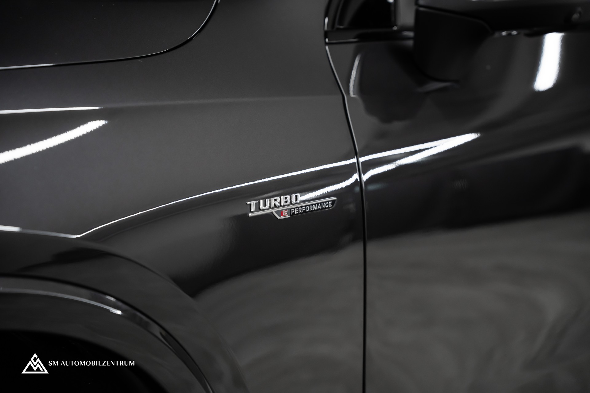 MERCEDES-BENZ GLC 63 AMG S E Performance Executive Edition / Aero / Panorama / 360° / Head-Up / Burmester-image-5