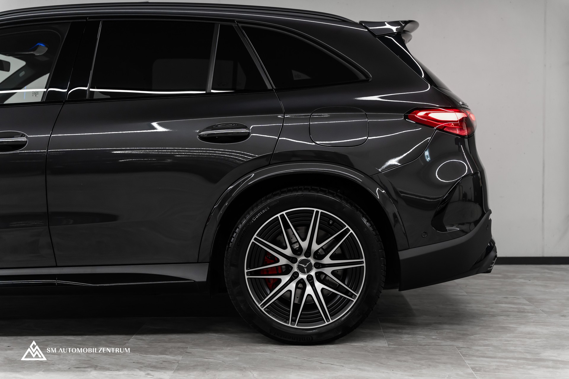 MERCEDES-BENZ GLC 63 AMG S E Performance Executive Edition / Aero / Panorama / 360° / Head-Up / Burmester-image-7