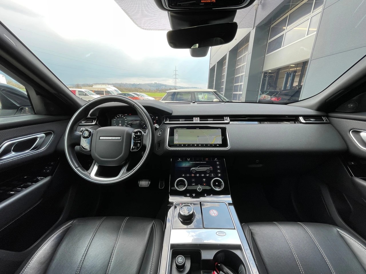 LAND ROVER Range Rover Velar R-Dynamic D 180 S Automatic-image-7