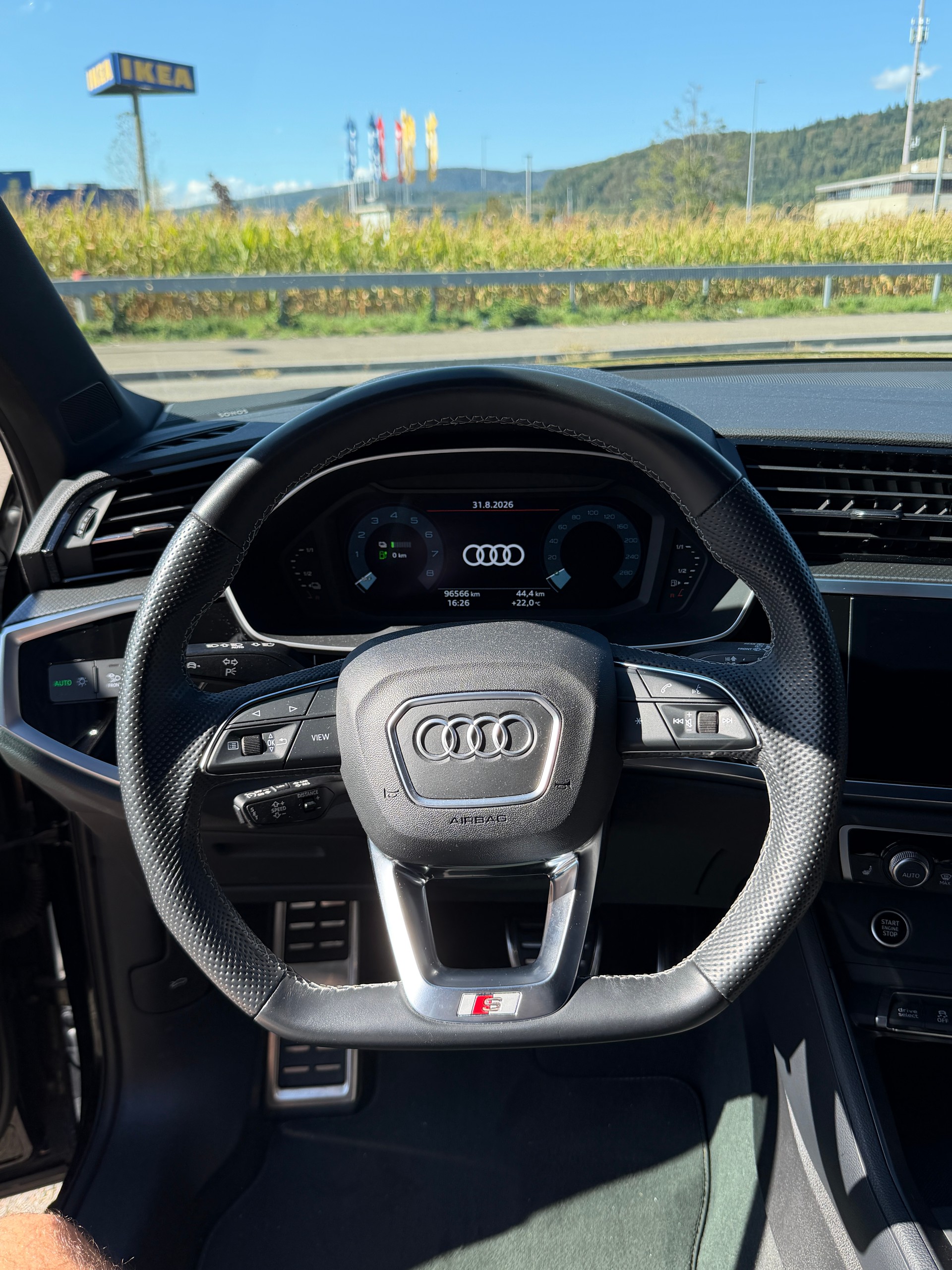 AUDI 1.4 45 TFSI e S line S-Tronic-image-6