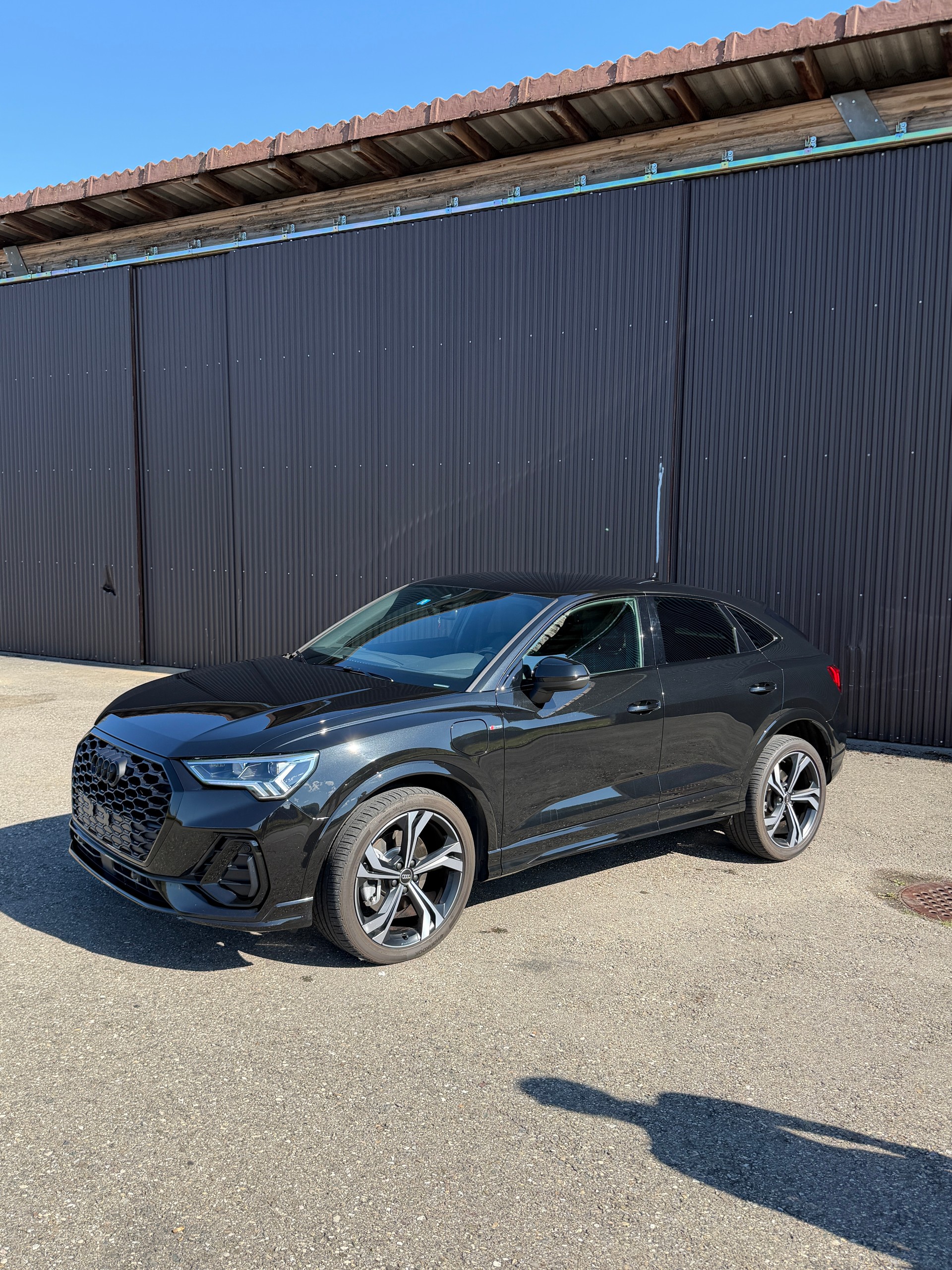 AUDI 1.4 45 TFSI e S line S-Tronic-image-1