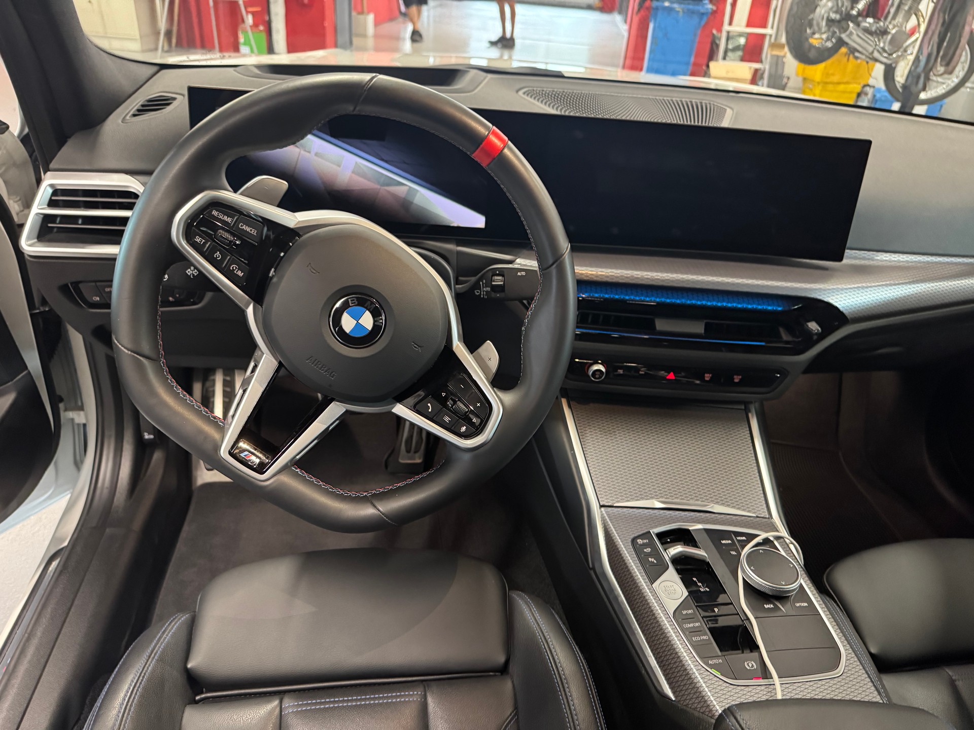 BMW M340d xDrive 48V Steptronic-image-10