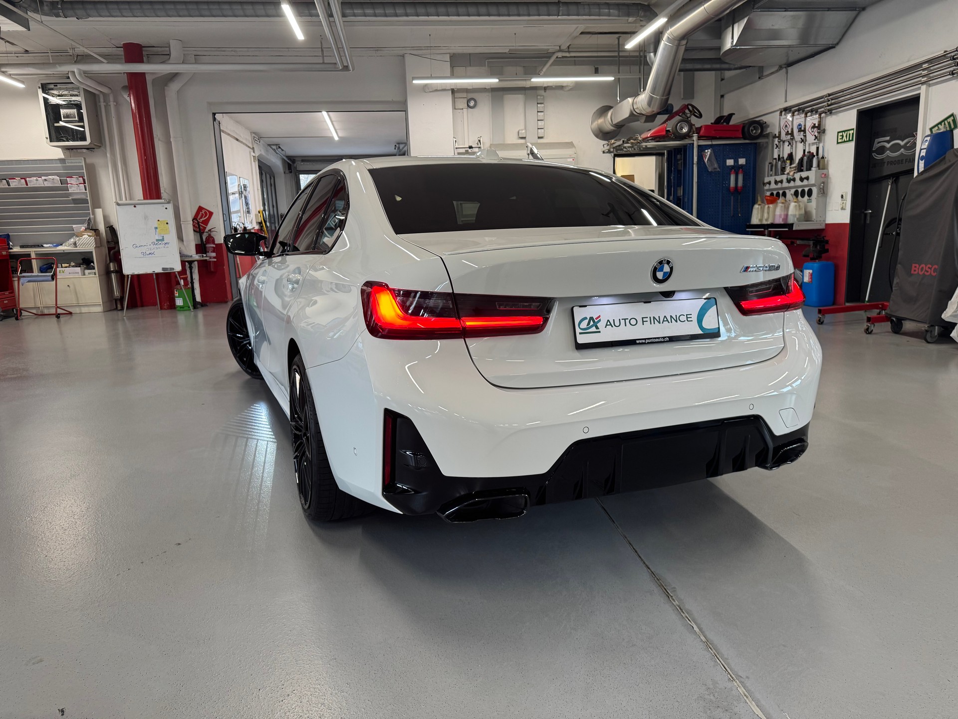 BMW M340d xDrive 48V Steptronic-image-5