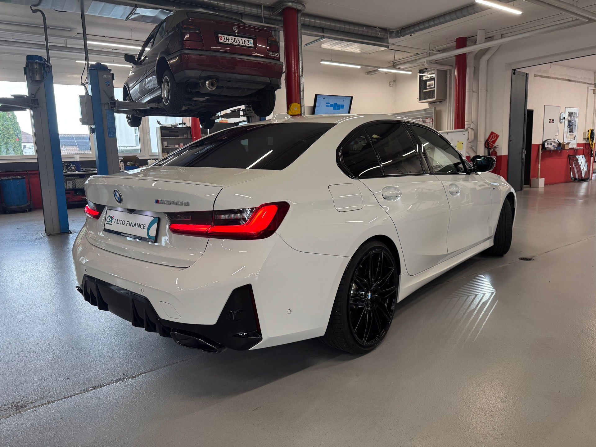 BMW M340d xDrive 48V Steptronic-image-2