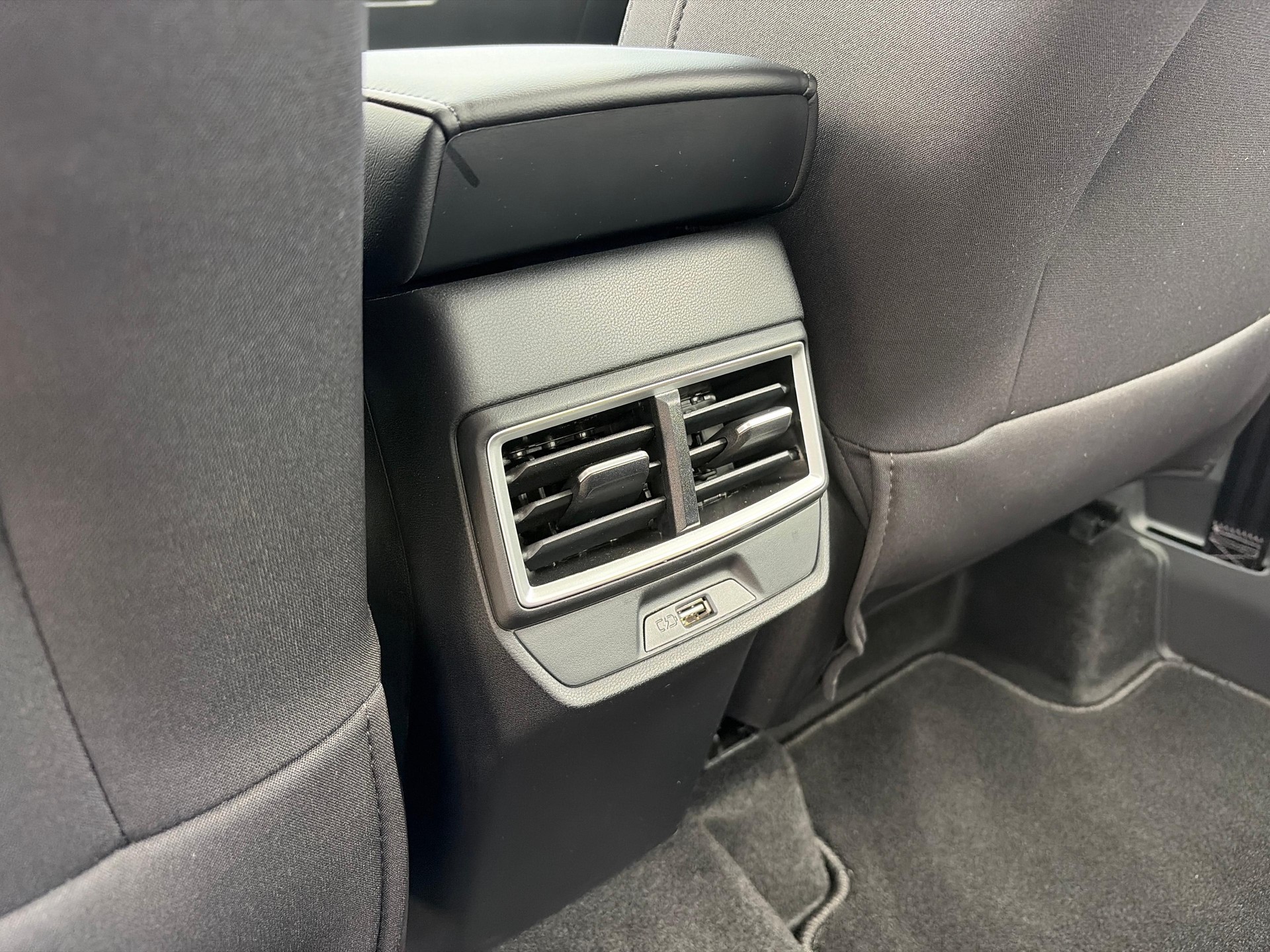 MG ZS 1.5 Hybrid+ Comfort-image-17