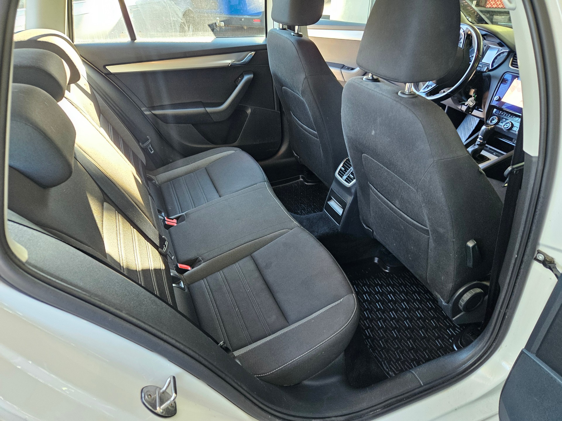 SKODA Octavia 1.5 G-tec Style CNG-image-11
