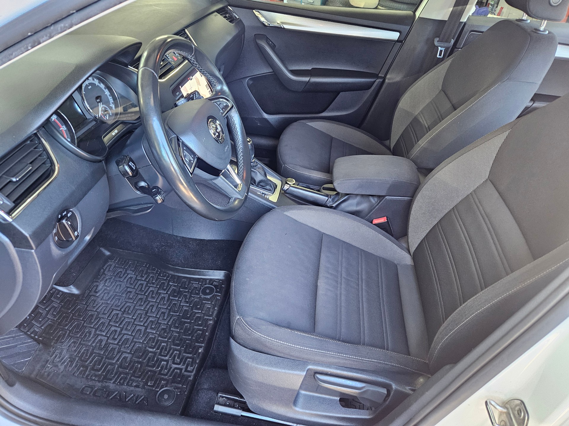 SKODA Octavia 1.5 G-tec Style CNG-image-7