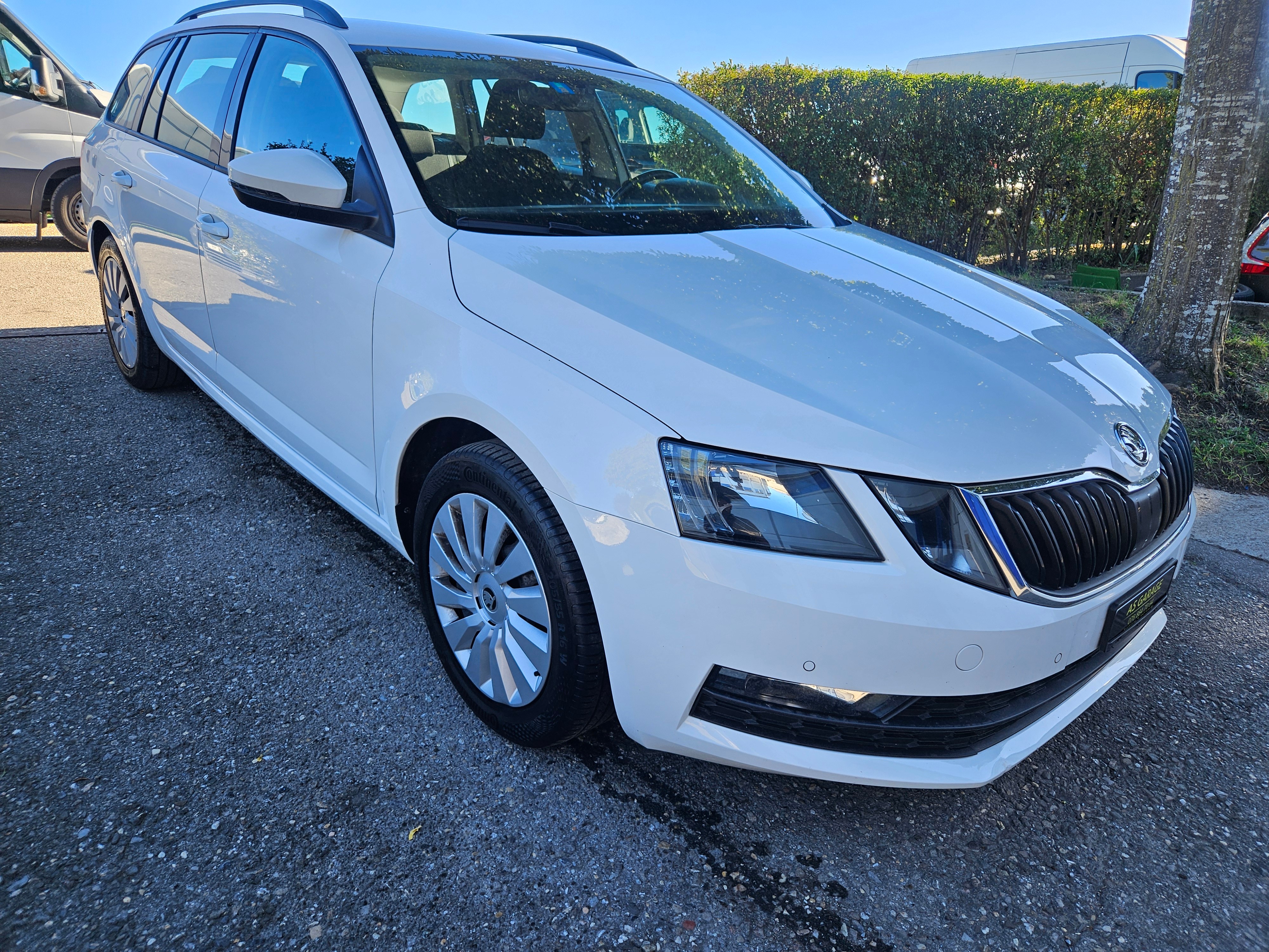 SKODA Octavia 1.5 G-tec Style CNG — slika 1