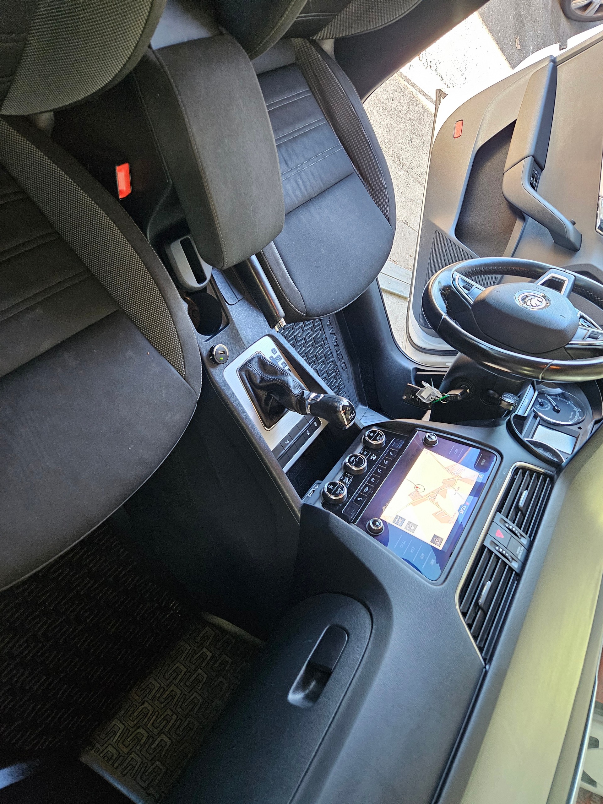 SKODA Octavia 1.5 G-tec Style CNG-image-13