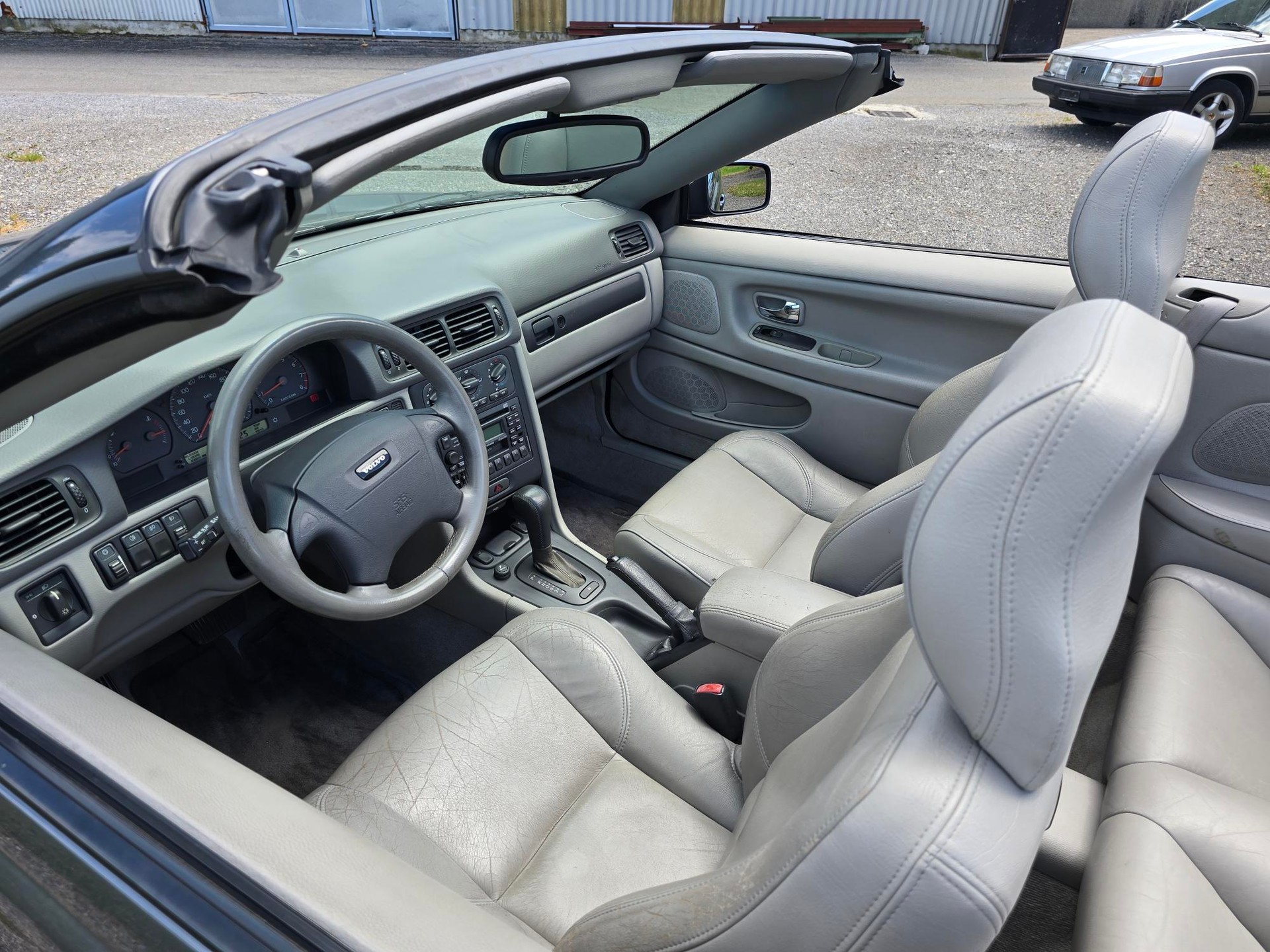 VOLVO 2.0 T-image-4
