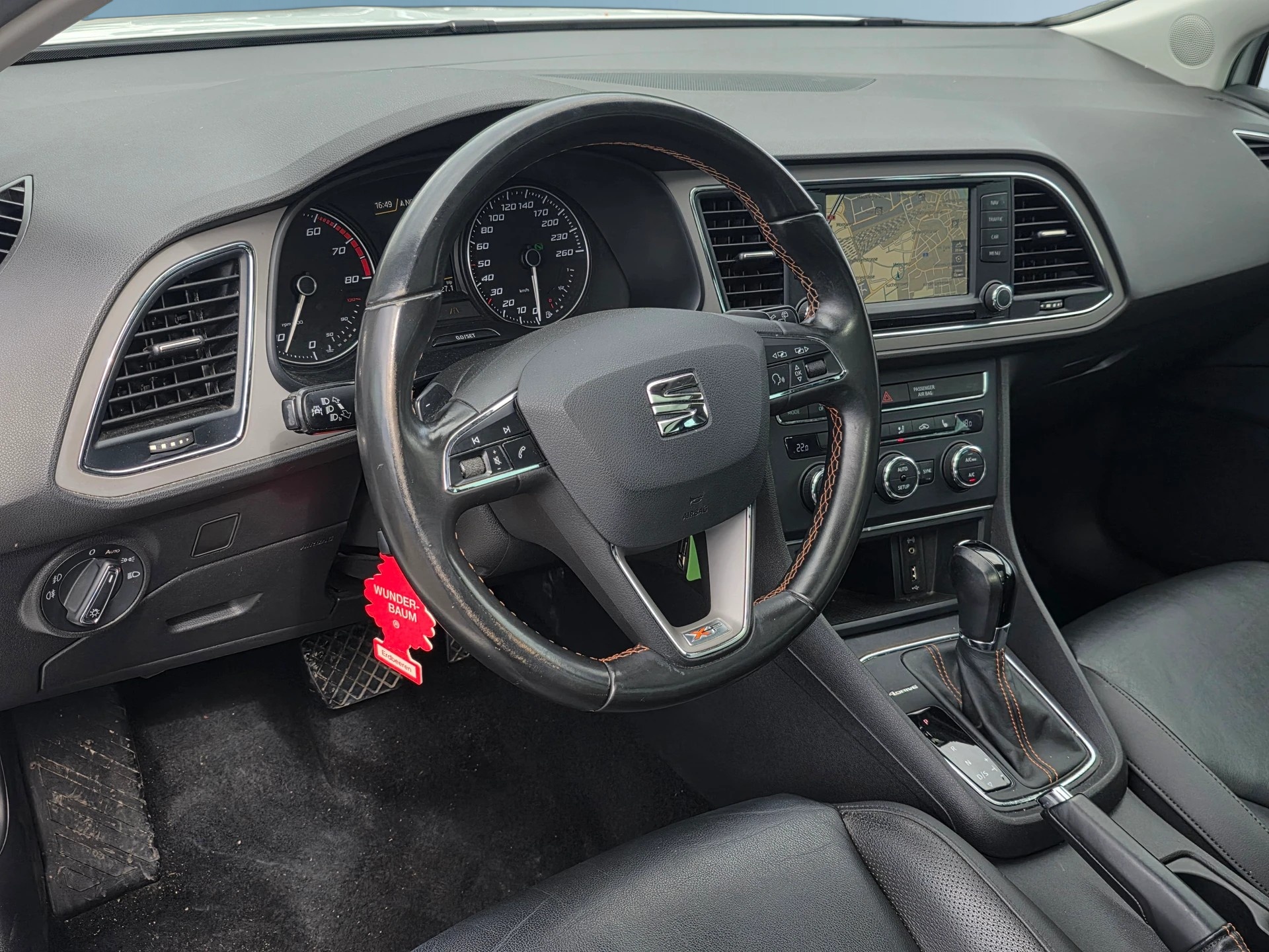 SEAT Leon ST 1.8 TSI X-Perience 4Drive DSG-image-5