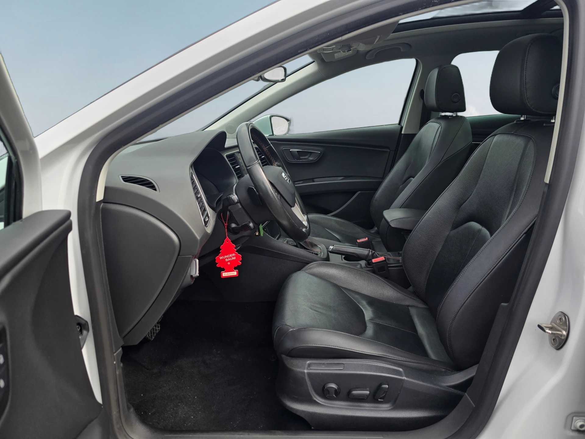 SEAT Leon ST 1.8 TSI X-Perience 4Drive DSG-image-4