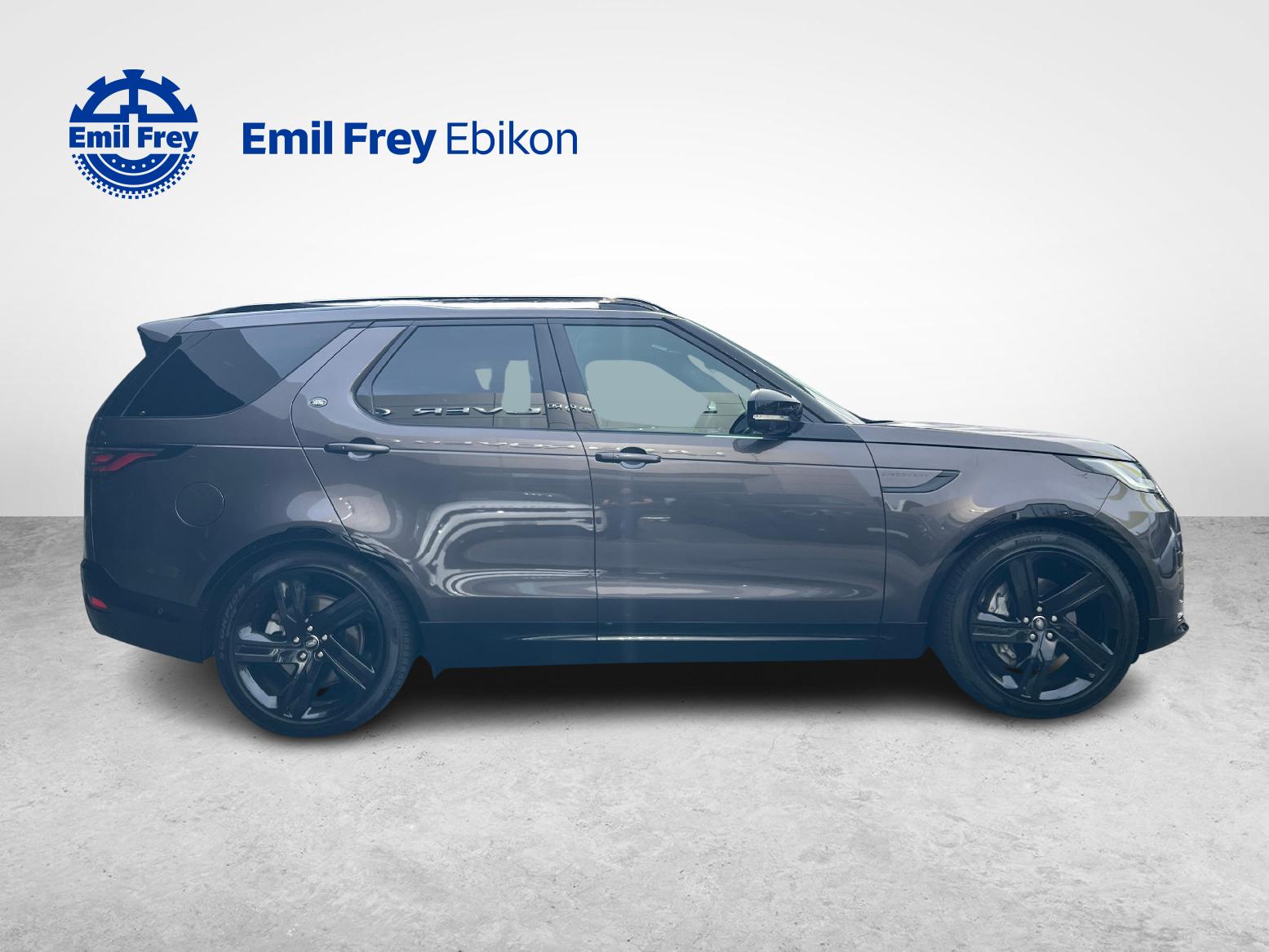 LAND ROVER Discovery 3.0 D I6 300 R-Dynamic HSE-image-5