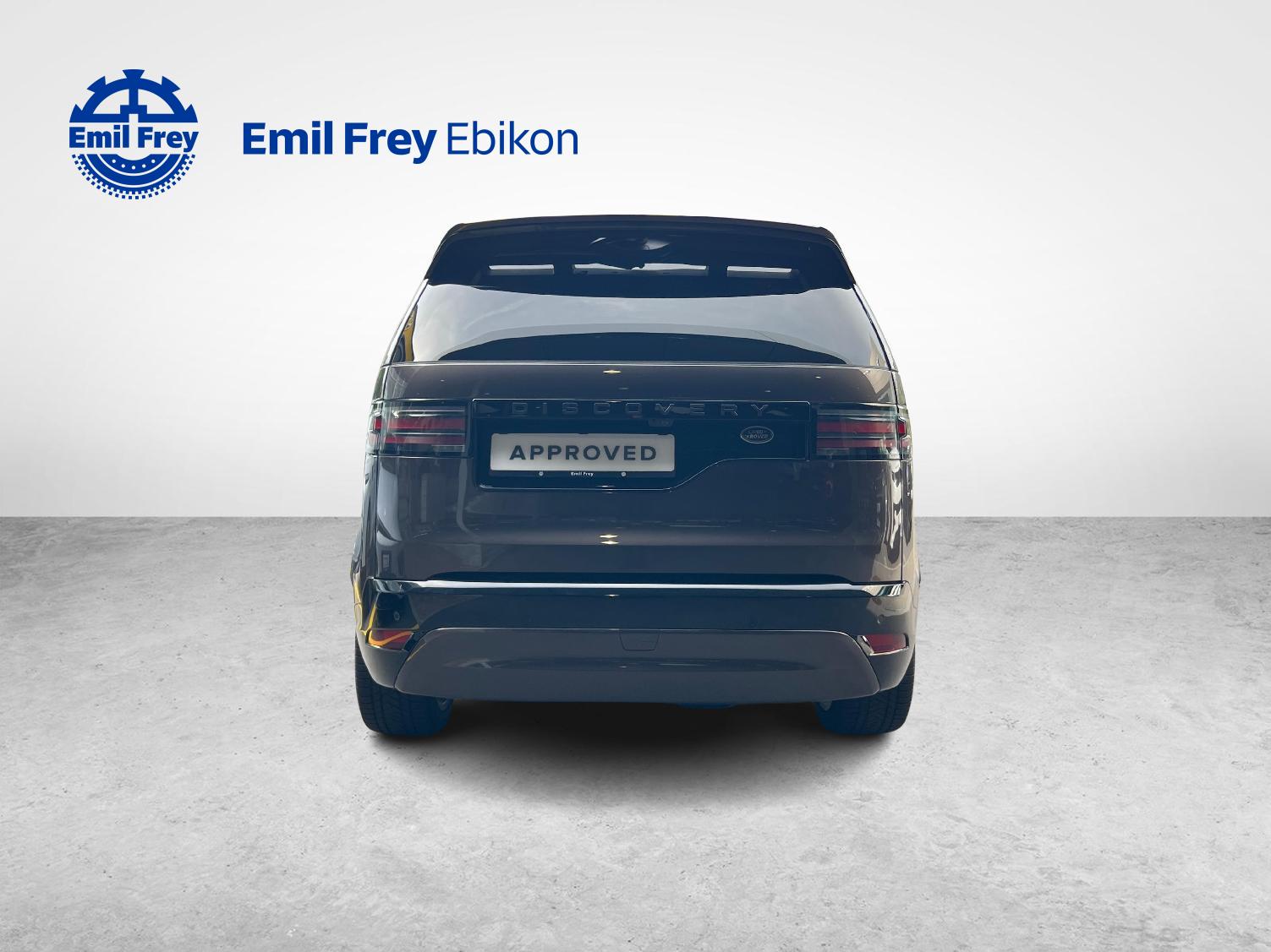LAND ROVER Discovery 3.0 D I6 300 R-Dynamic HSE-image-3