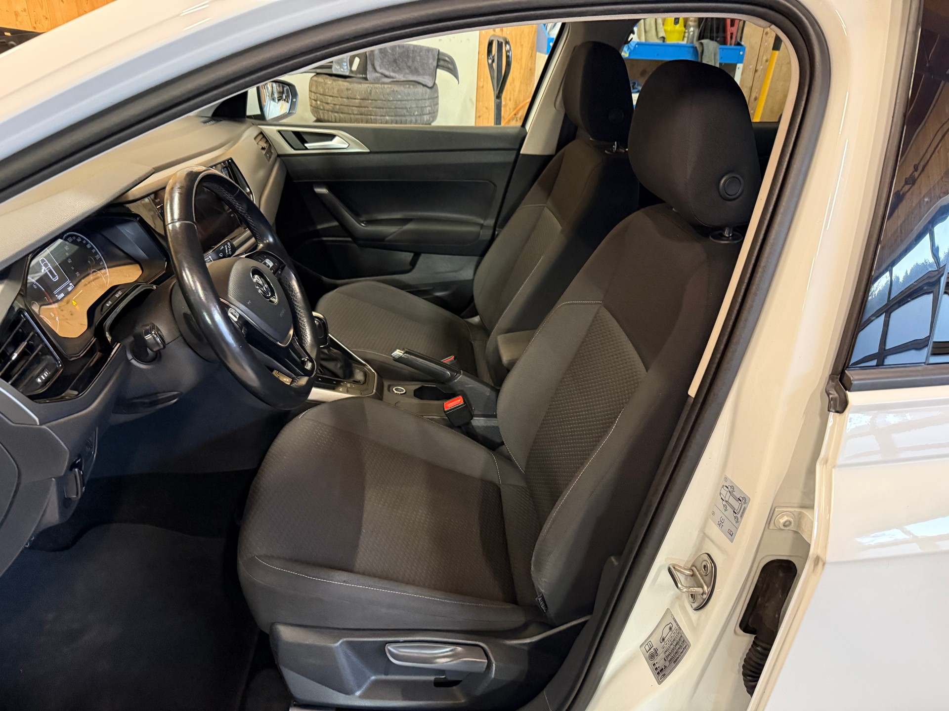 VW Polo 1.0 TSI BMT Comfortline DSG-image-6