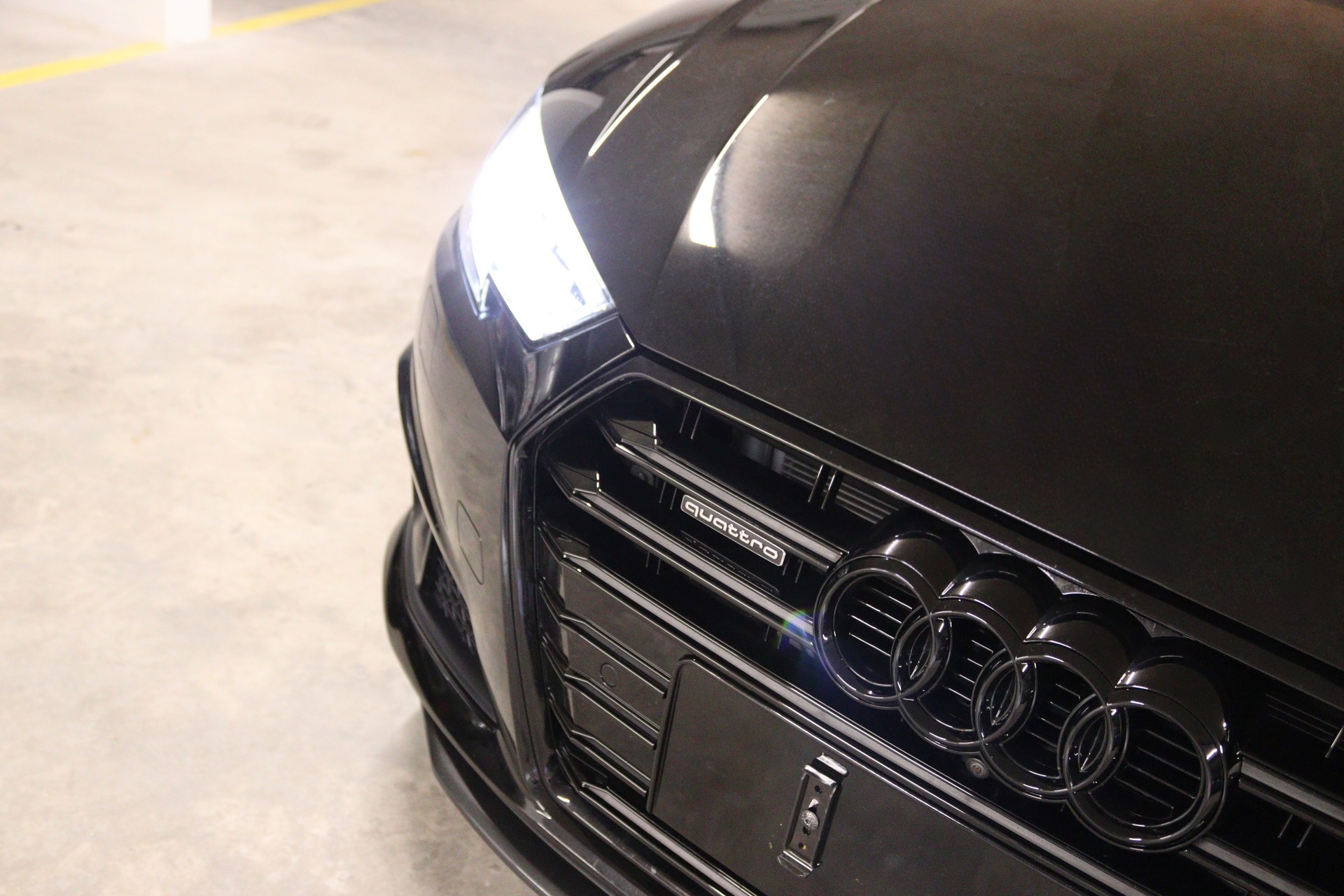 AUDI 2.0 40 TDI Sport Attraction quattro S-Tronic-image-4