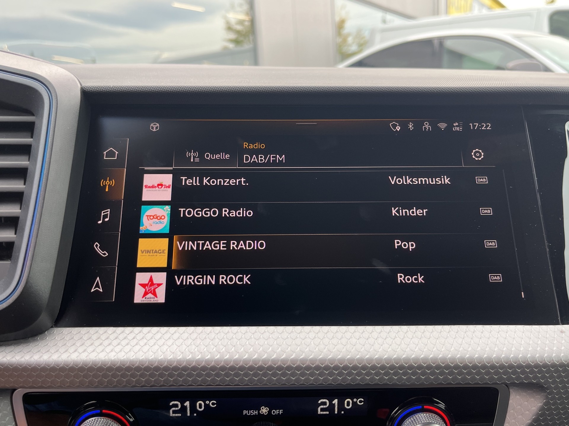 AUDI A1 Sportback 40 TFSI S Line S-tronic*MMI Navi plus, Optikpaket schwarz, Soundsystem, Ambiente Lichtpaket, (5-Jahre Garantie)-image-21