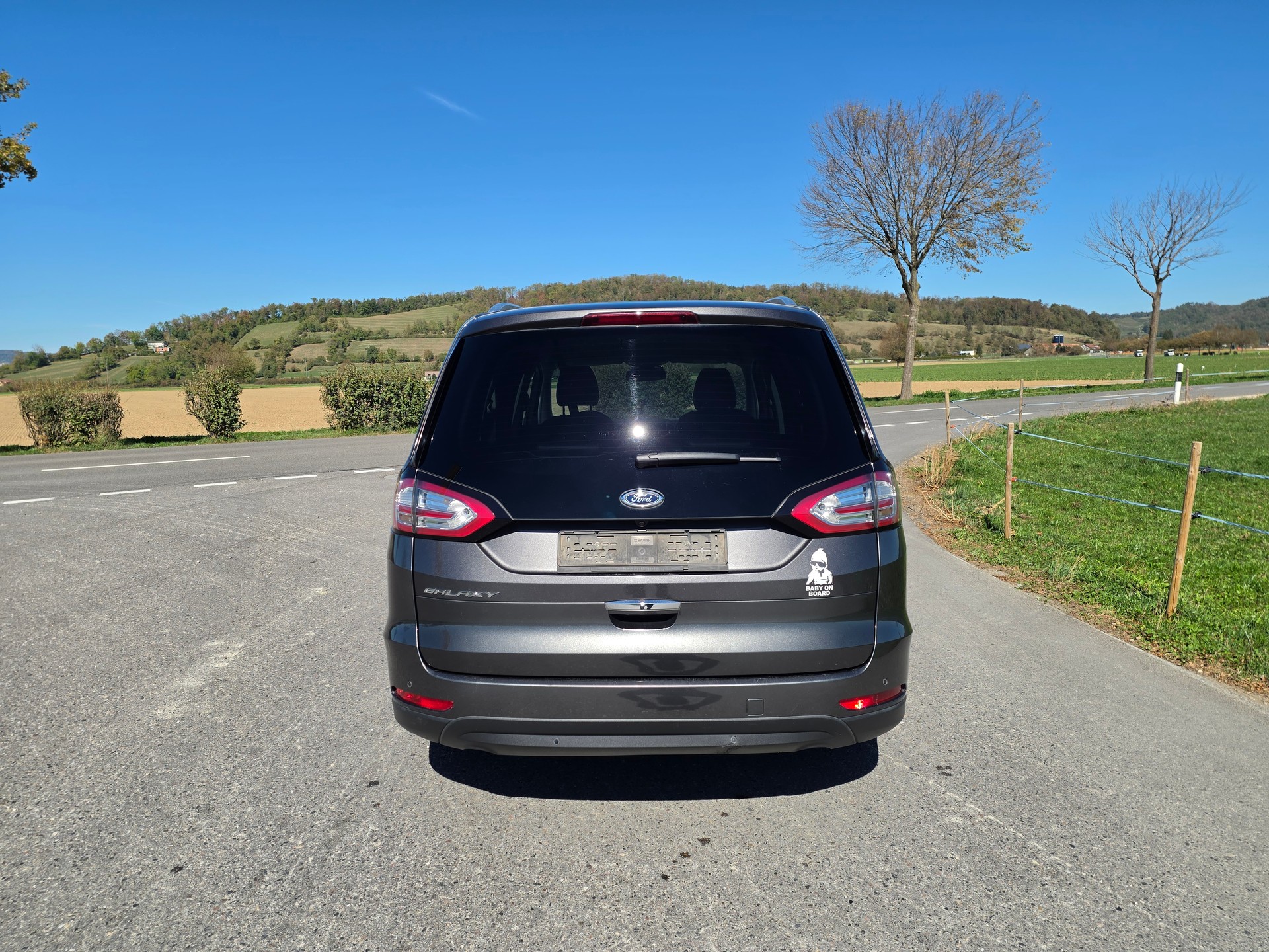 FORD Galaxy 2.0 TDCi Trend AWD PowerShift-image-1