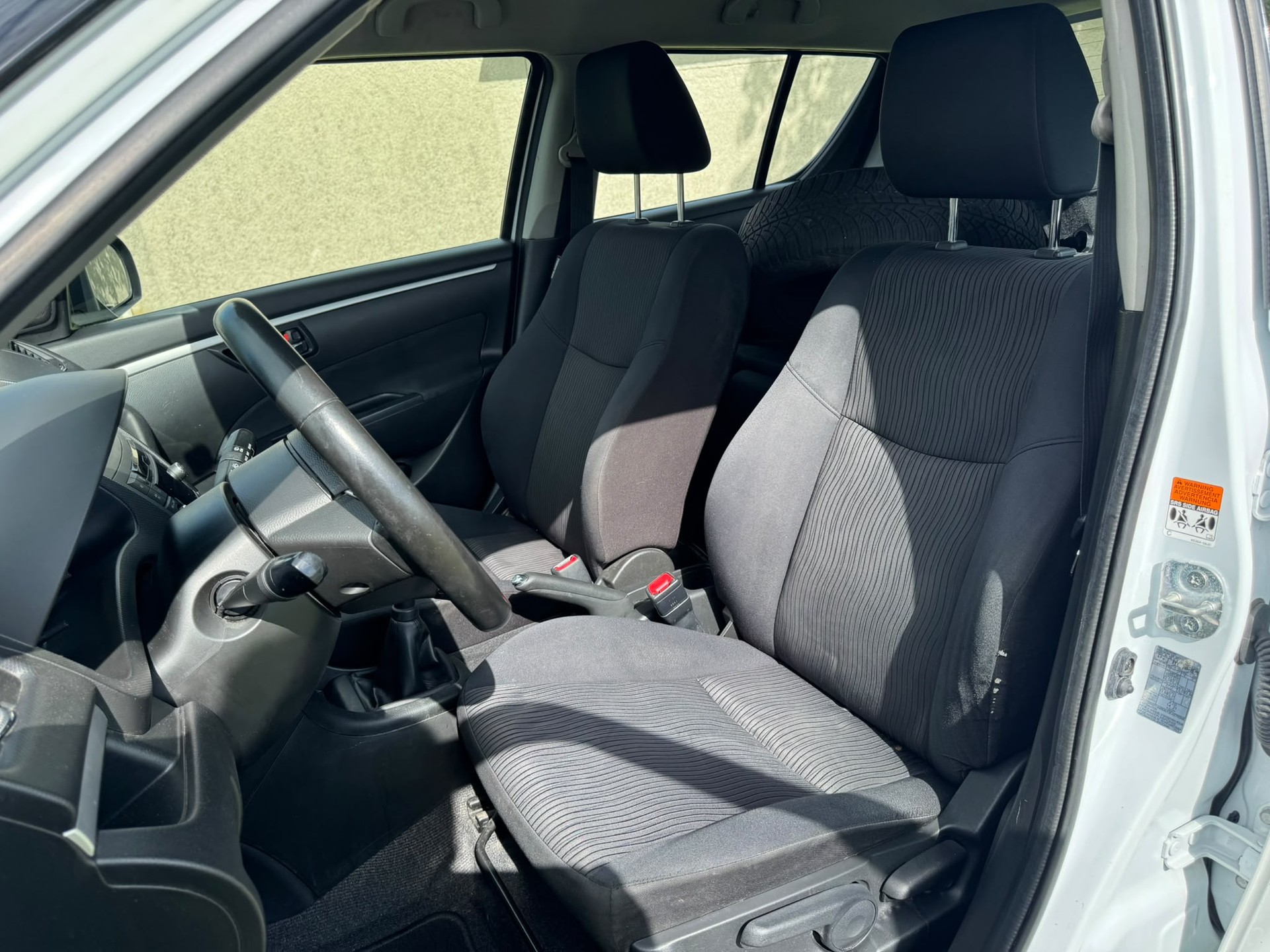 SUZUKI Swift 1.2i 16V GL Top 4x4-image-11