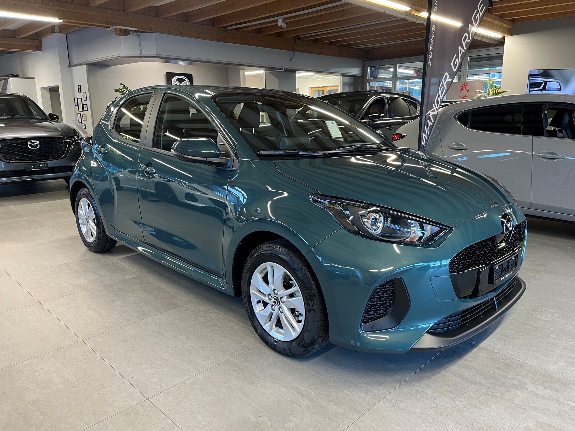 MAZDA 2 Hybrid Prime-line-image-0