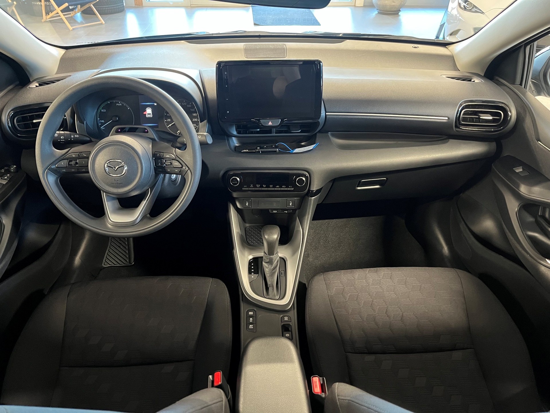 MAZDA 2 Hybrid Prime-line-image-11
