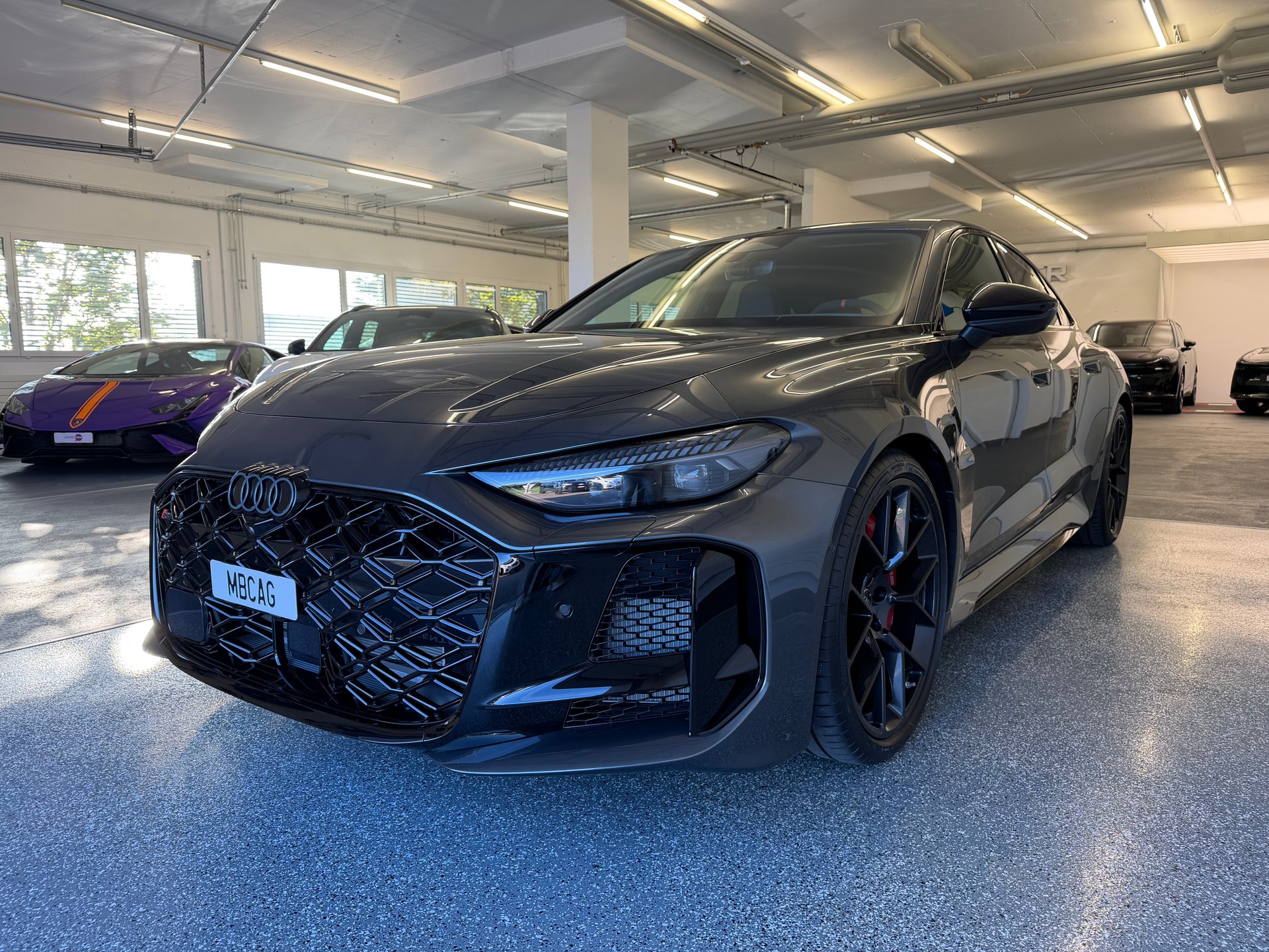 AUDI RS 5 Limousine, CH Typenschein, V-Max Anhebung, Tech pro Paket, Head up Display, OLED-image-3