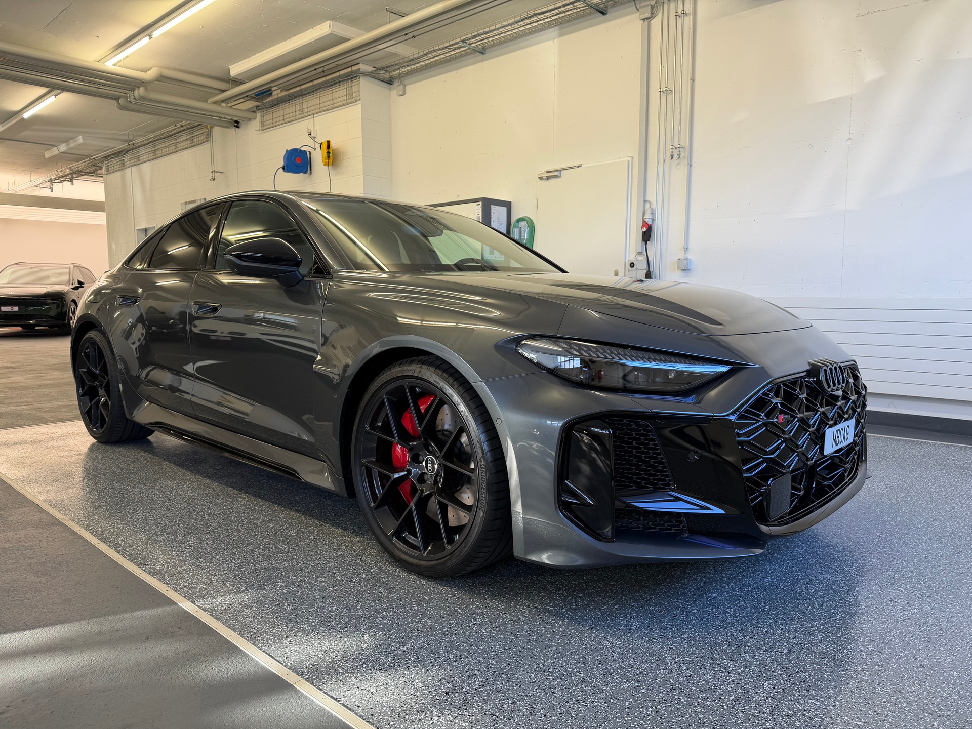 AUDI RS 5 Limousine, CH Typenschein, V-Max Anhebung, Tech pro Paket, Head up Display, OLED-image-10