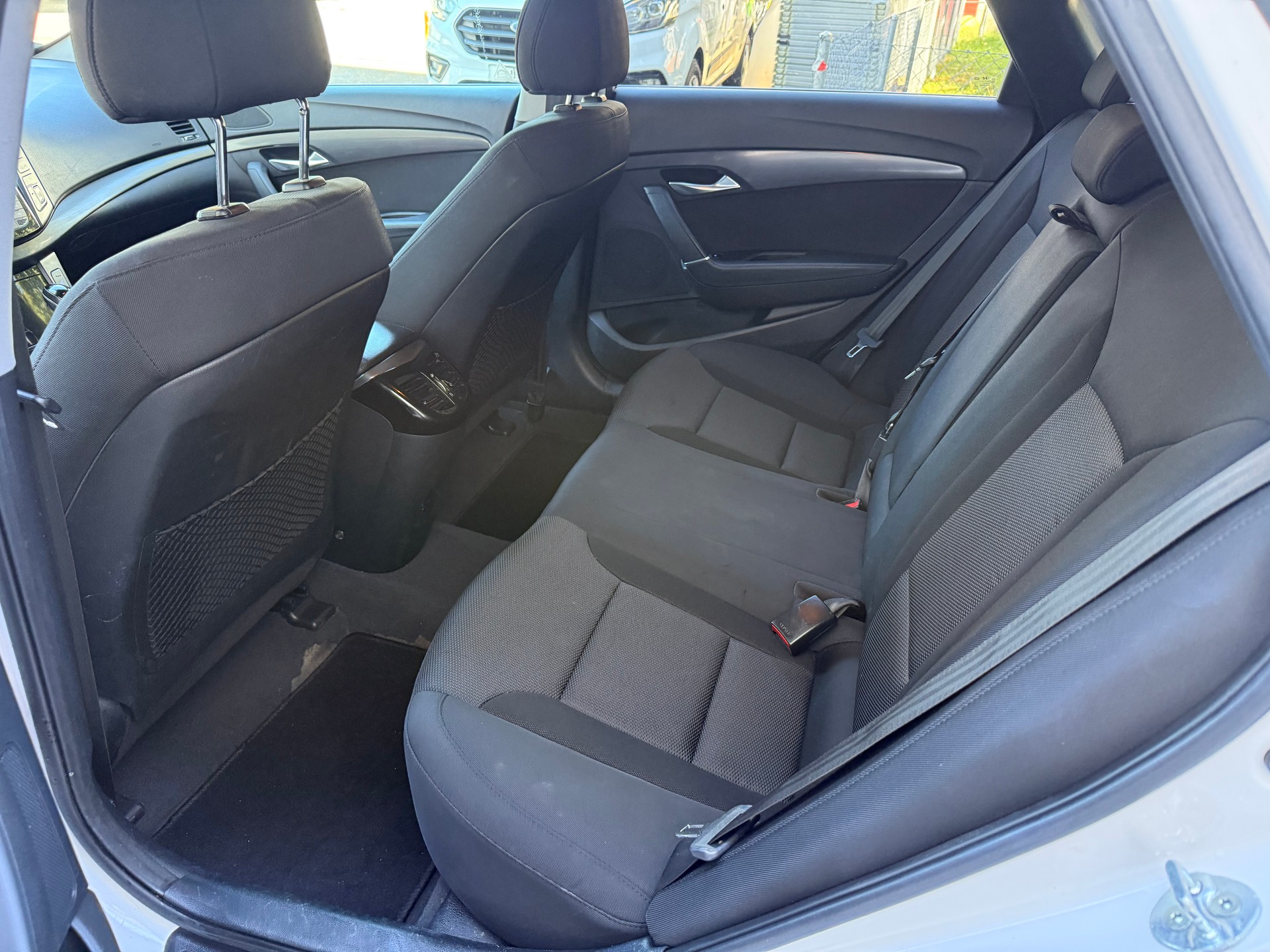 HYUNDAI i40 Wagon 1.7 CRDI Vertex Automatic-image-9