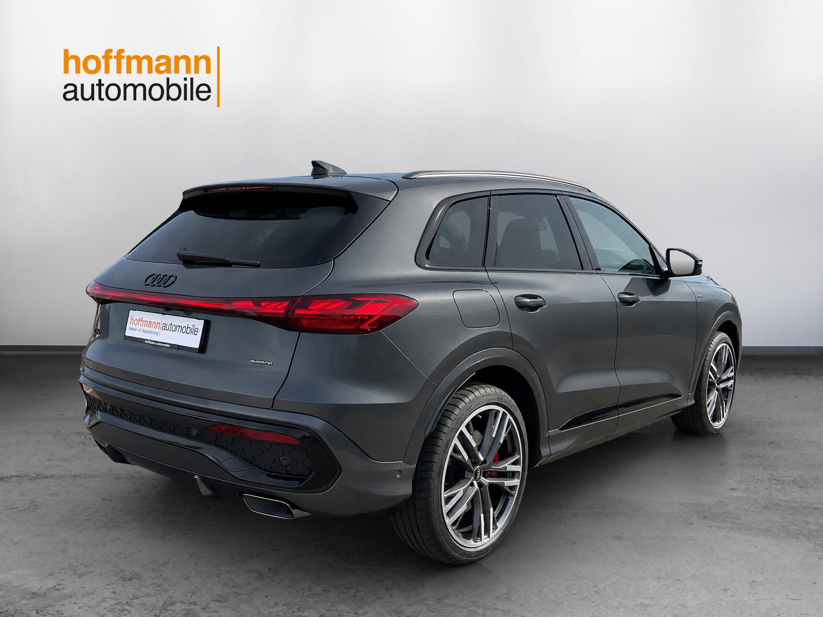 AUDI Q5 e-hybrid quattro 270 kW S-tronic-showroom-element-3