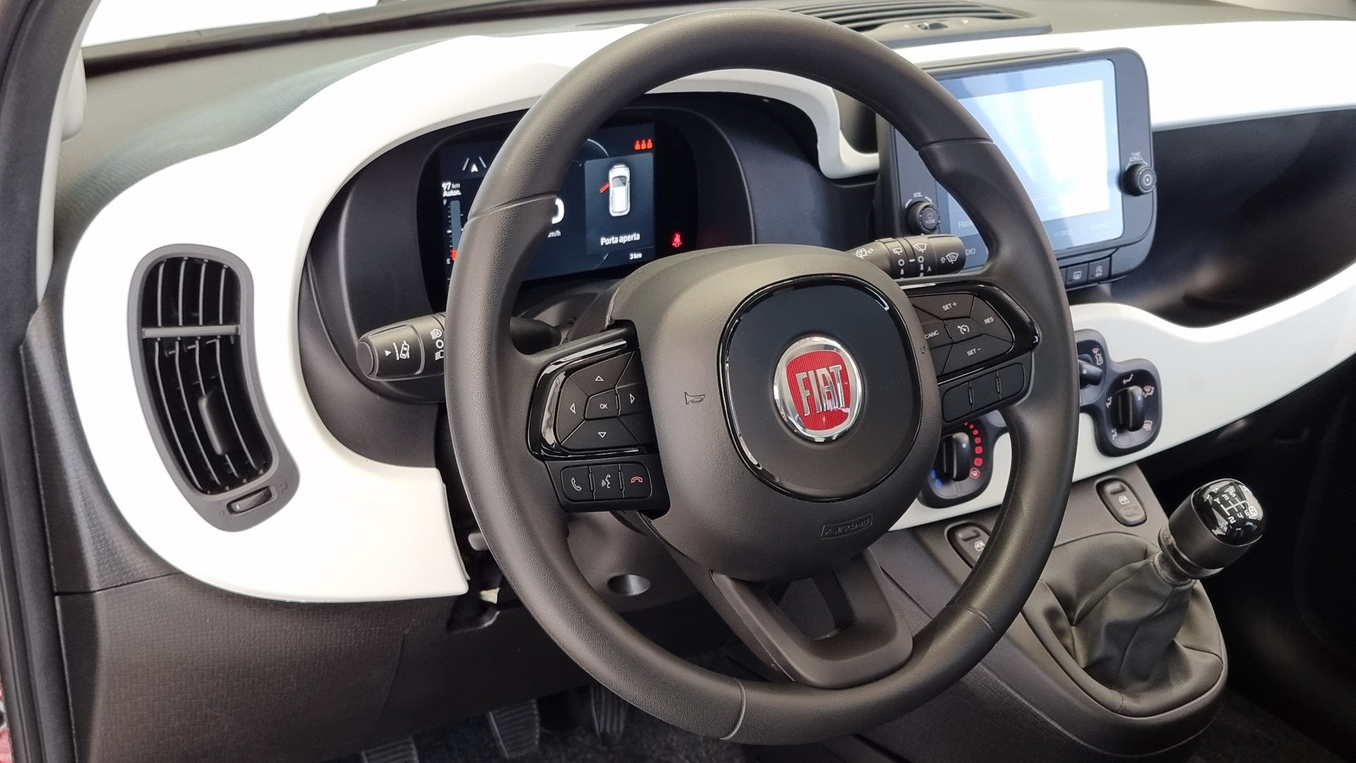 FIAT Panda1.0 Hybrid Cross-image-10