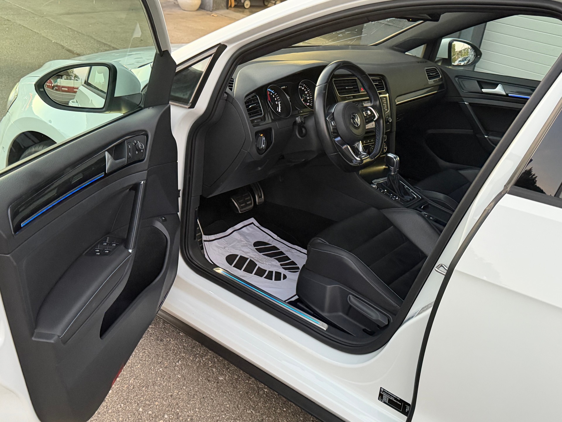 VW Golf 1.4 TSI GTE DSG-image-8