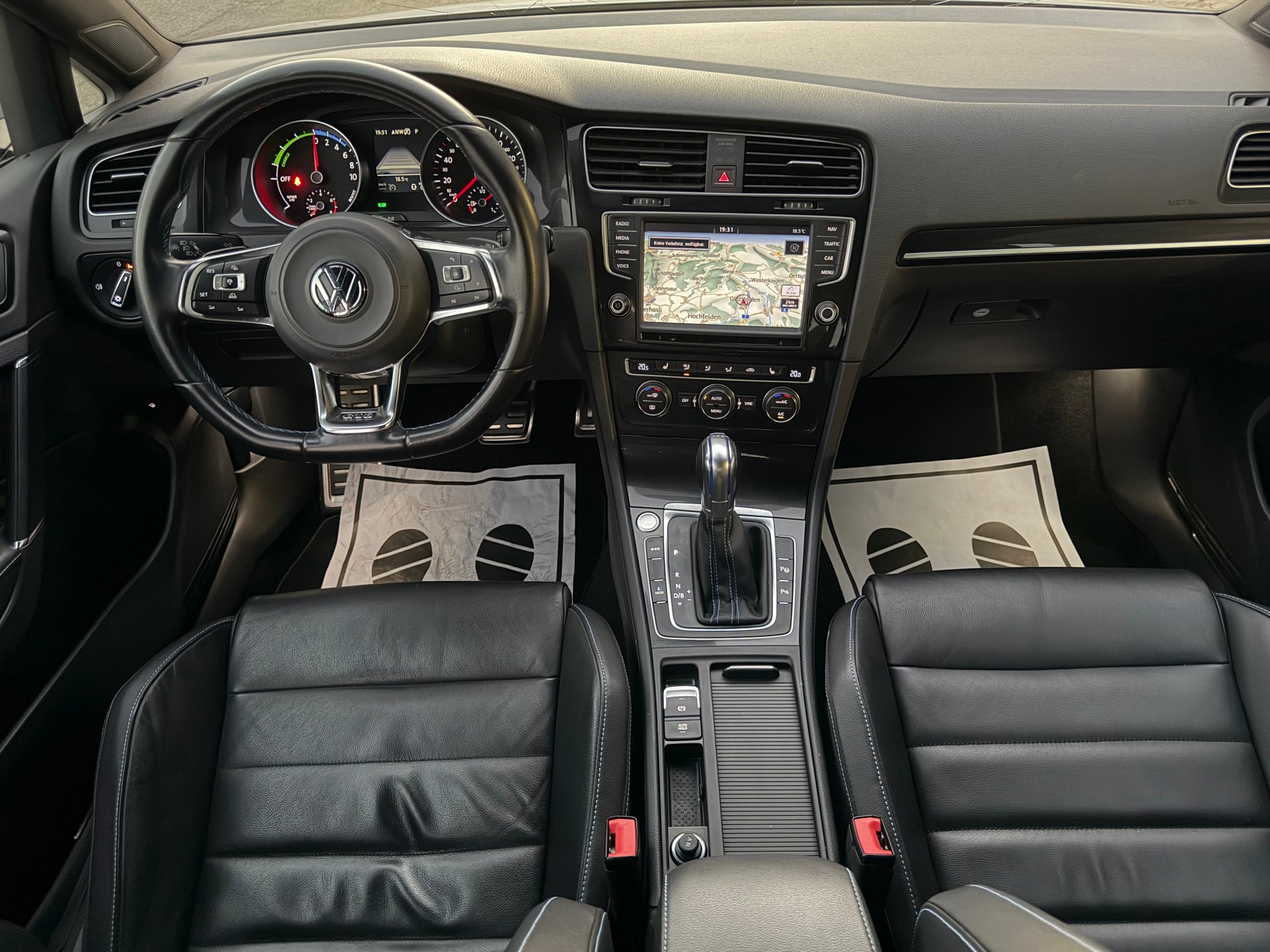 VW Golf 1.4 TSI GTE DSG-image-9