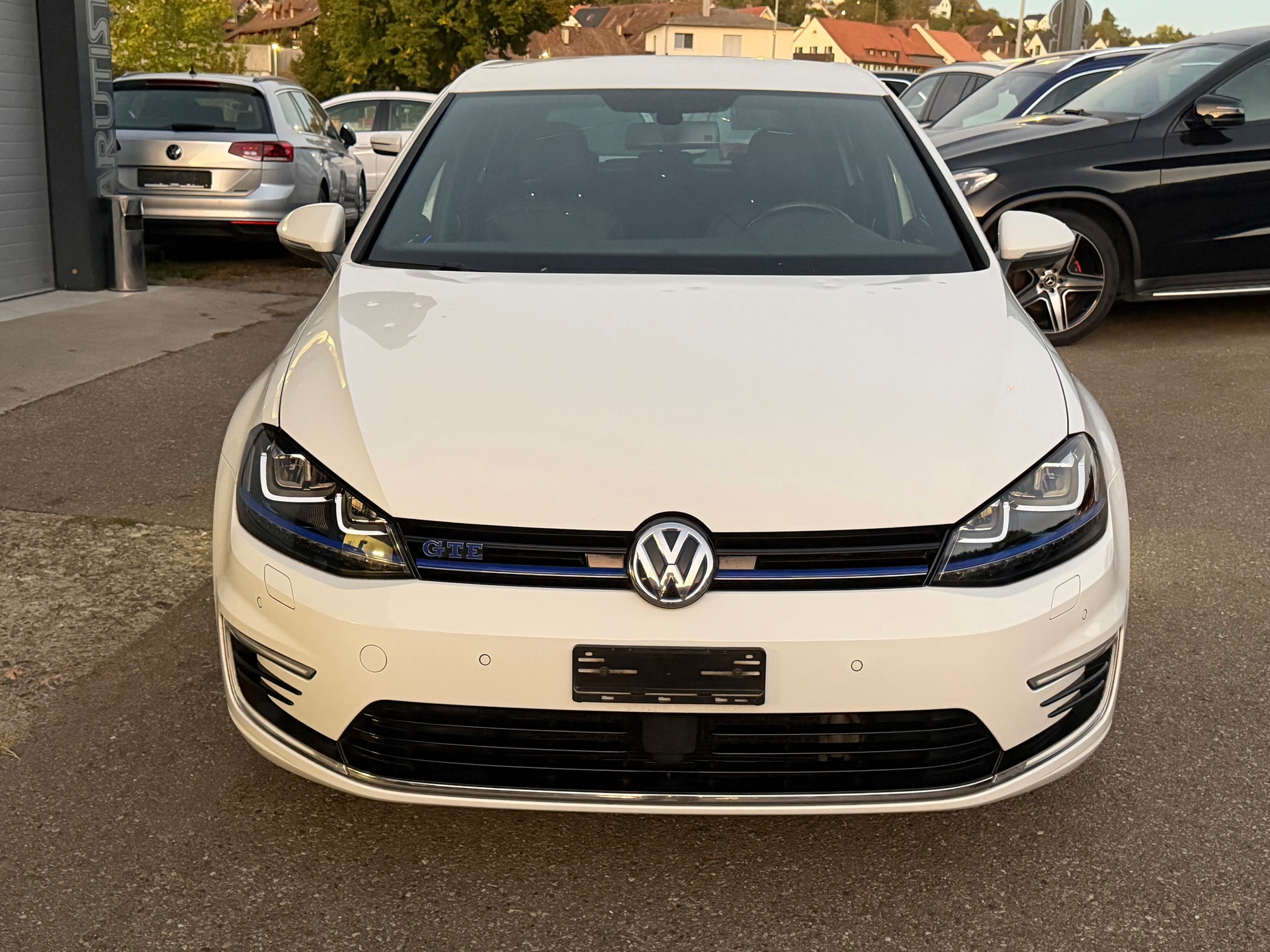 VW Golf 1.4 TSI GTE DSG-image-1