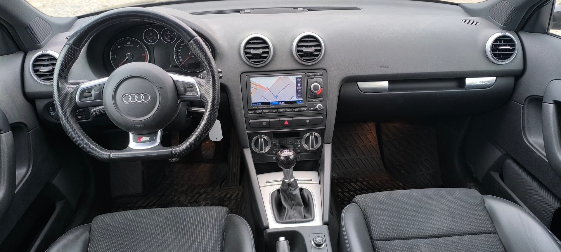 AUDI A3 Sportback 2.0 TDI S-line Attraction quattro-image-7