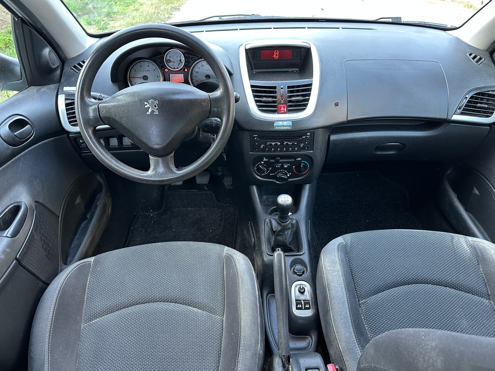 PEUGEOT 206+ 1.4 Trendy-image-5