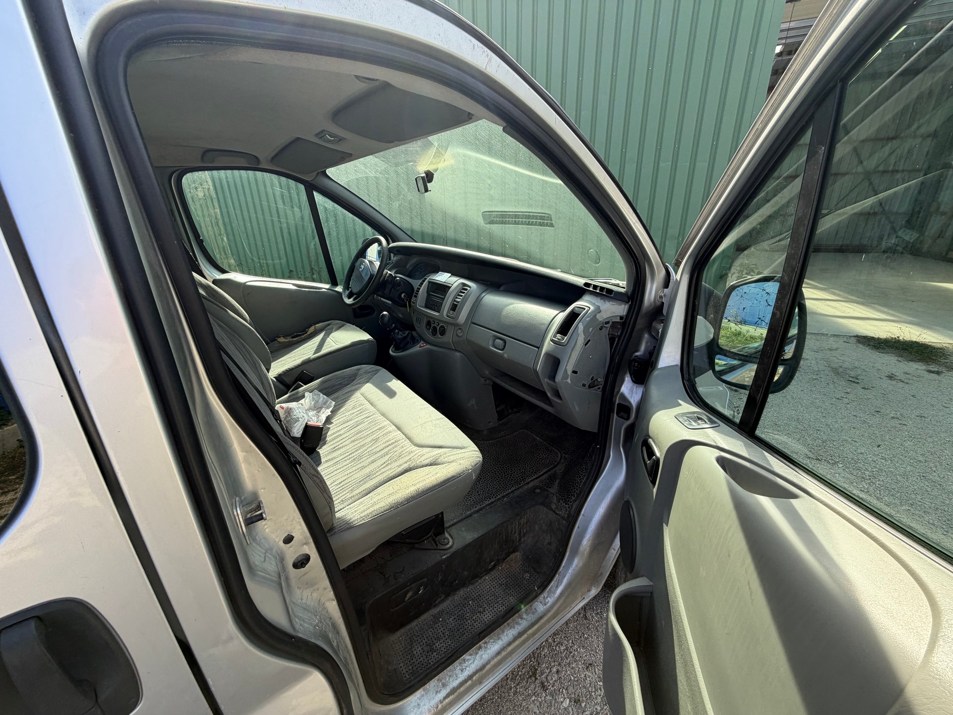 NISSAN PRIMASTAR-image-6