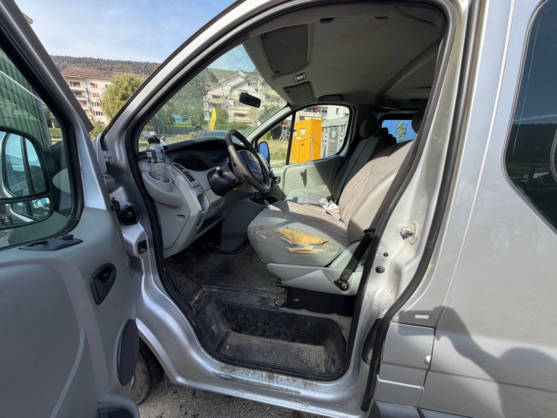 NISSAN PRIMASTAR-image-10
