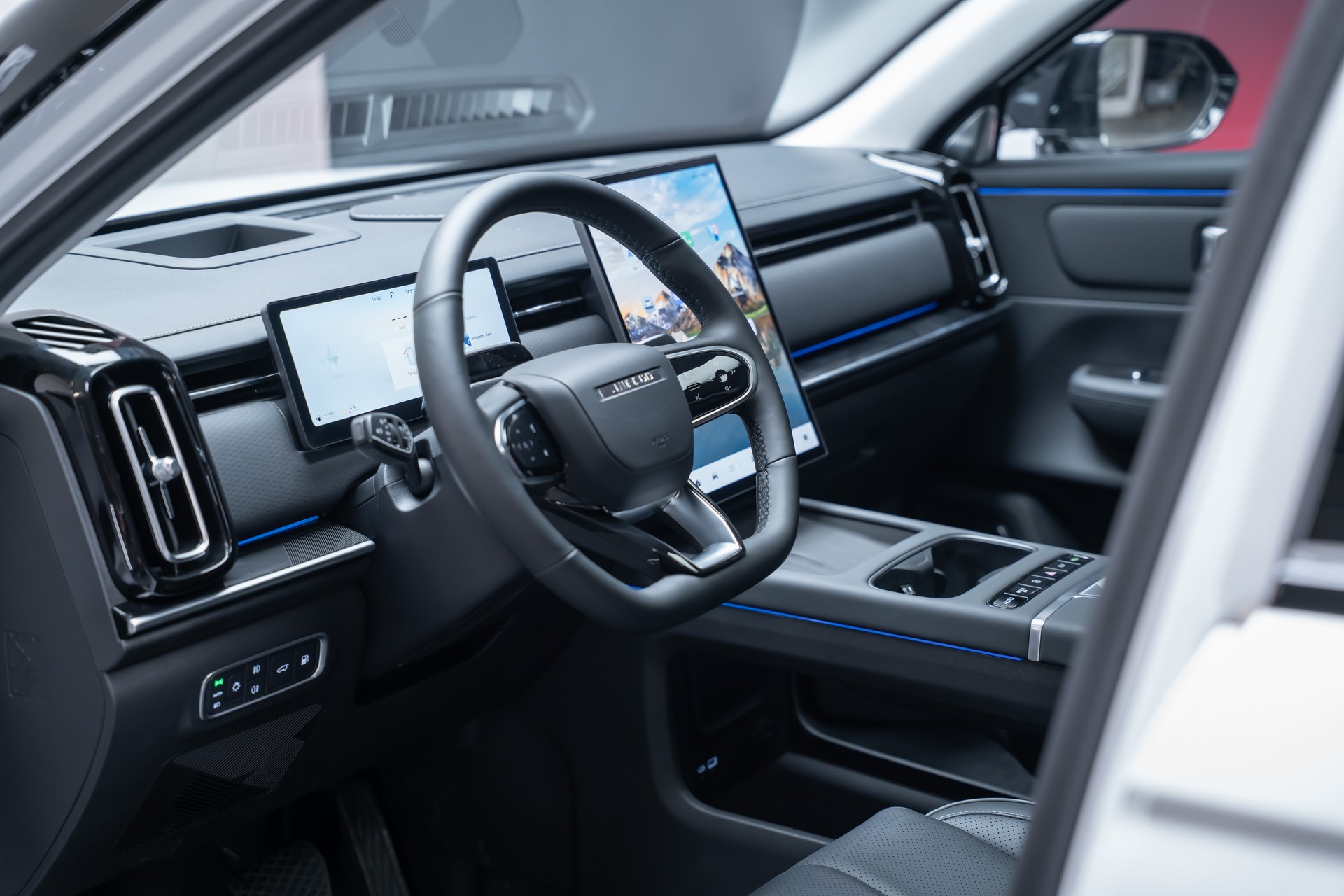 JAECOO 7 1.5TGDI HEV Exclusive DCT / Panorama-Schiebedach / Head-Up Display / 360° Kamera-image-14