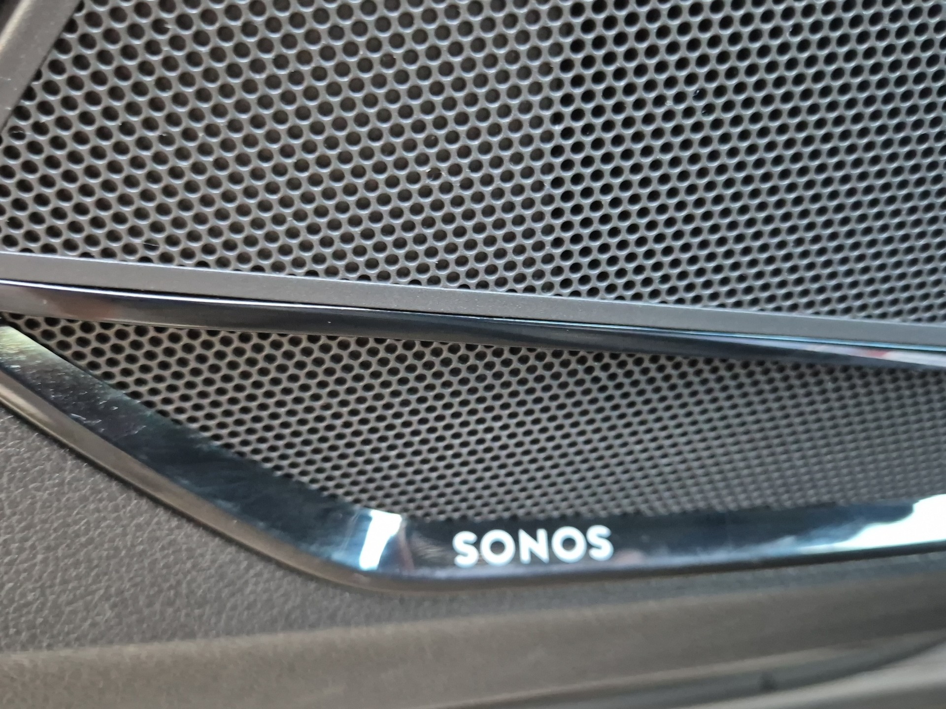 AUDI RS Q3 Sportback quattro S tronic-image-15