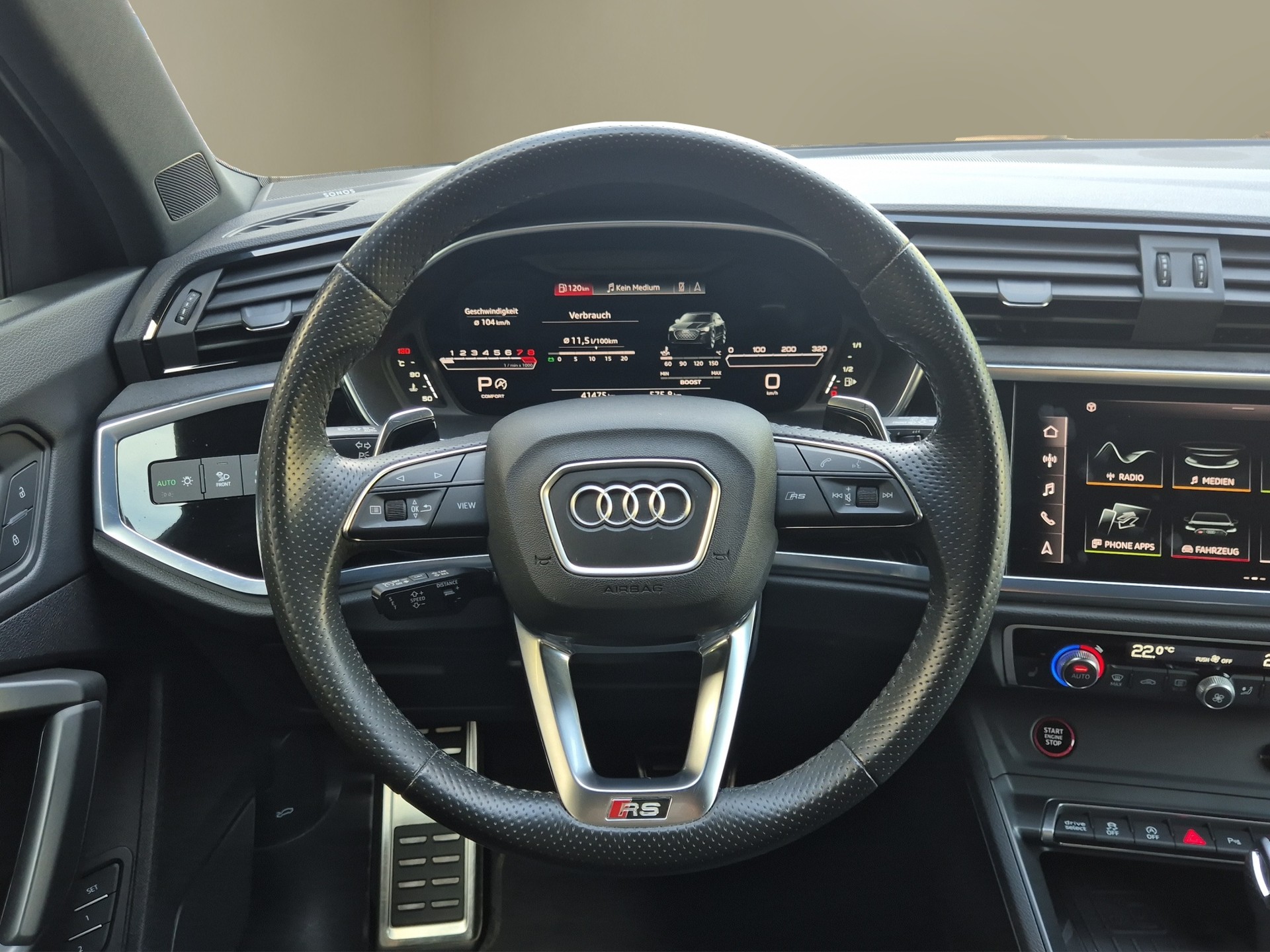 AUDI RS Q3 Sportback quattro S tronic-image-13