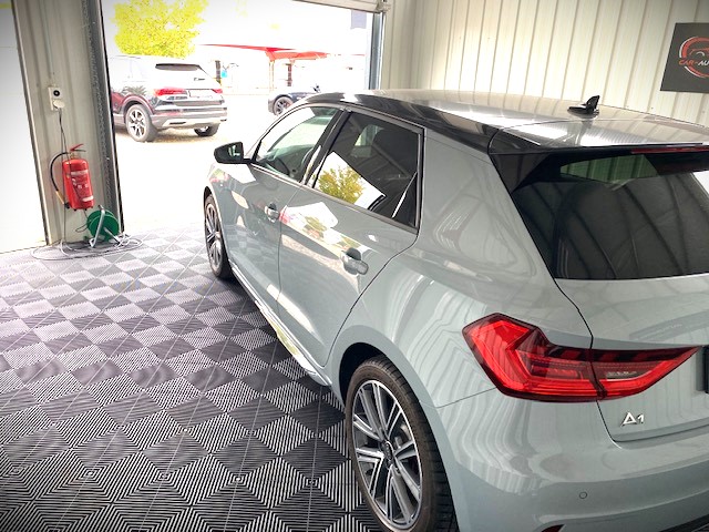 AUDI A1 Sportback 1.5 35 TFSI Advanced S-Tronic-image-4