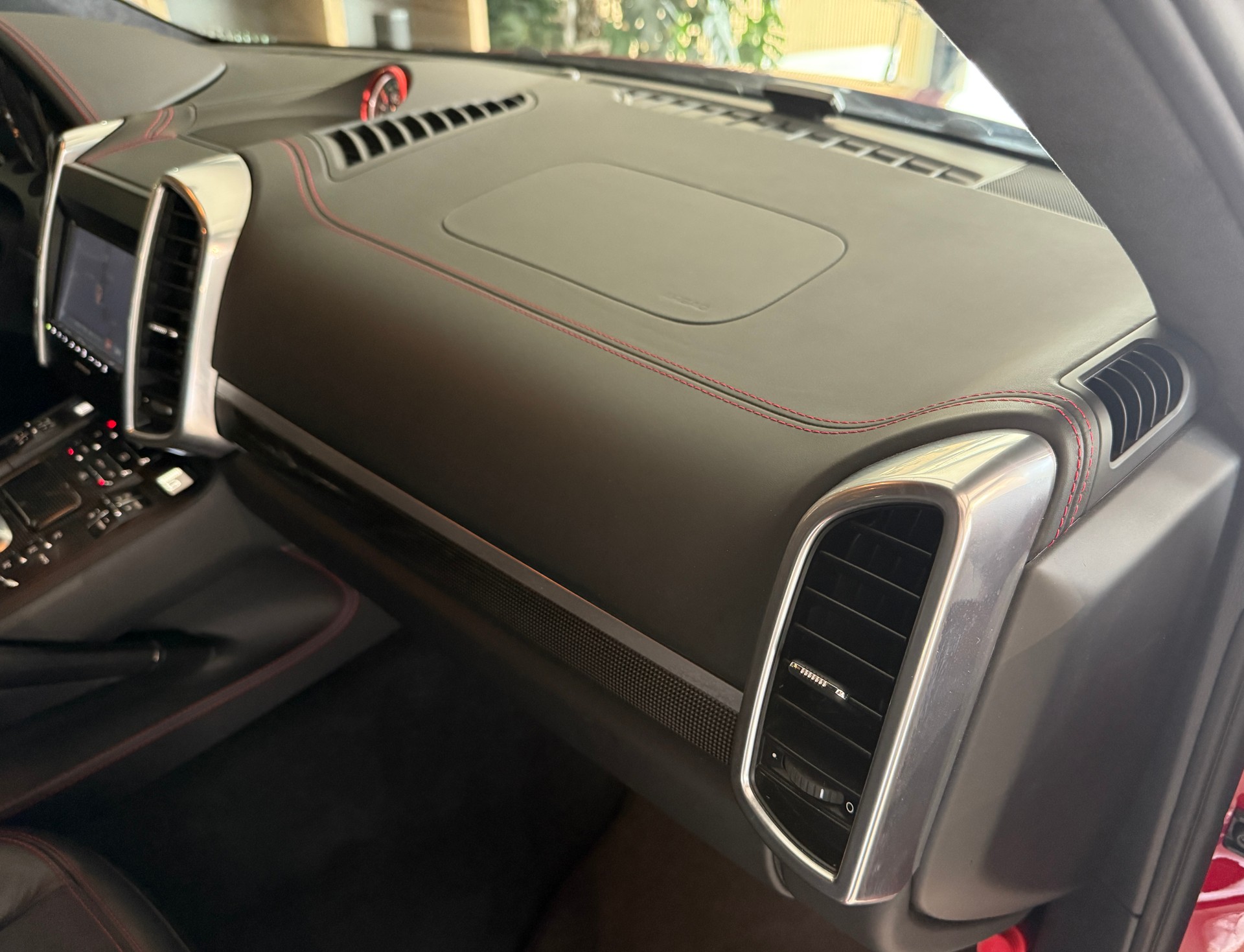 PORSCHE Cayenne GTS-image-16
