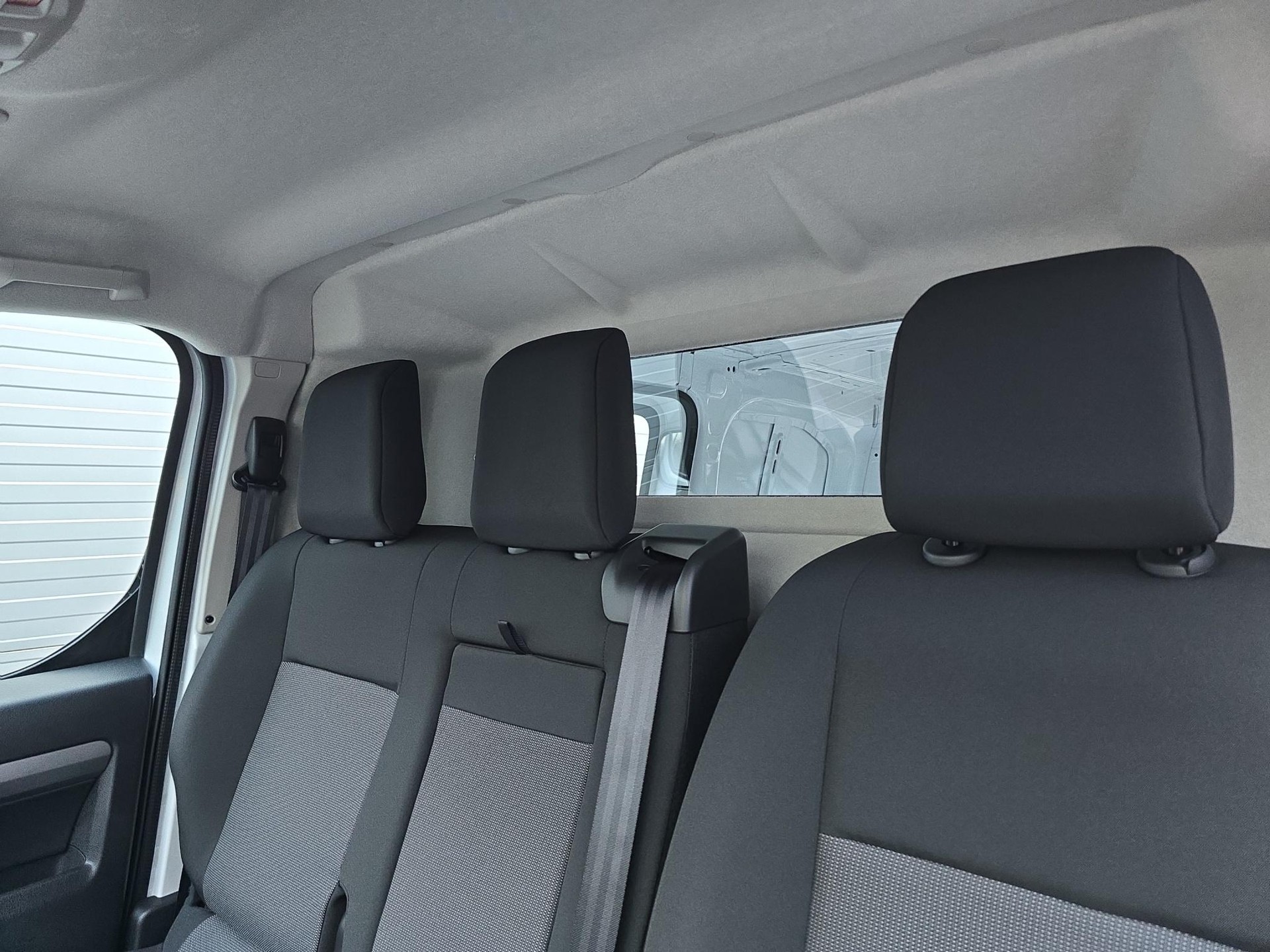 CITROEN e-Jumpy Kaw. M 75 kWh-image-5