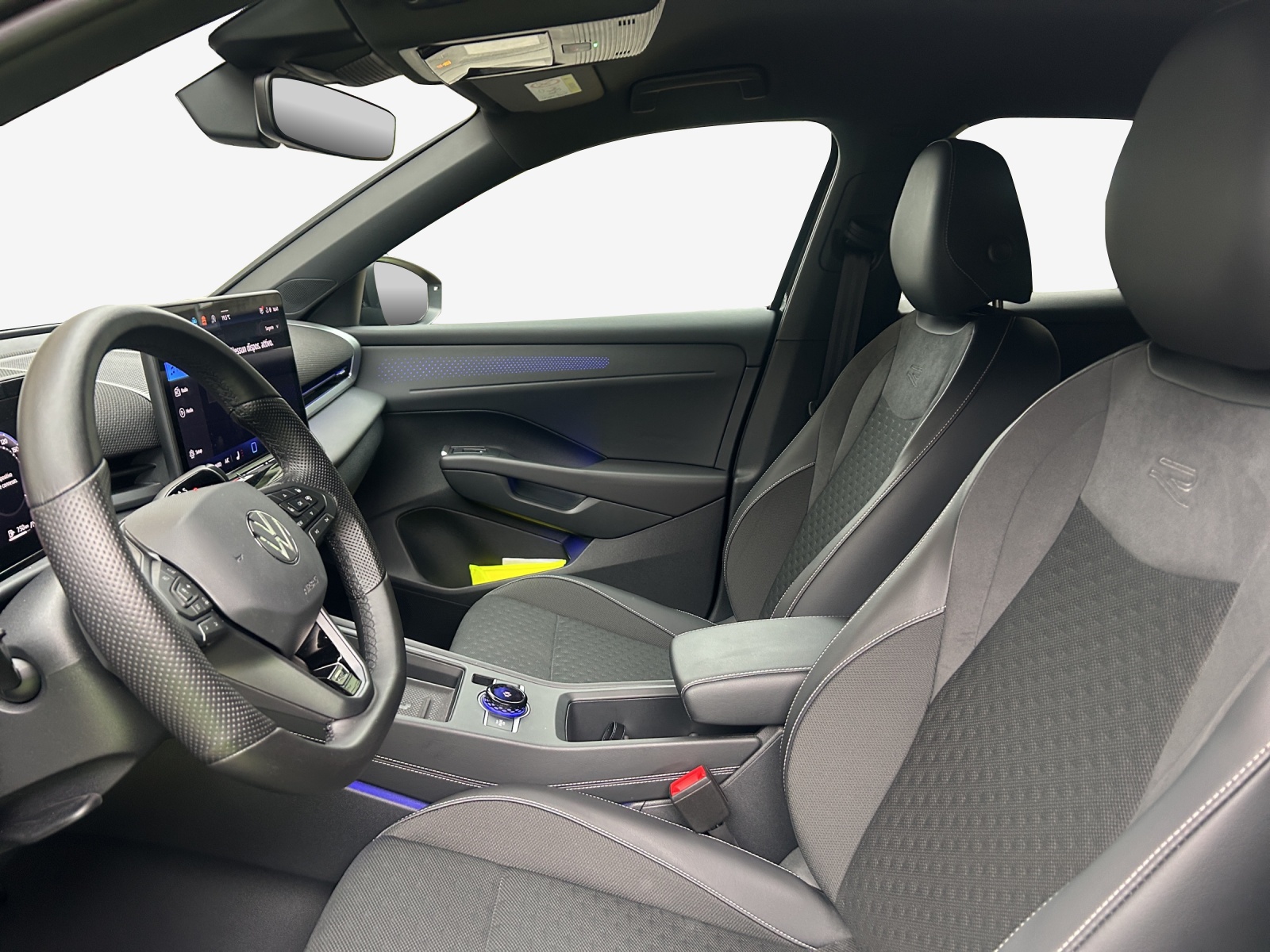 VW T-Roc 1.5 eTSI mHEV R-Line DSG-image-7