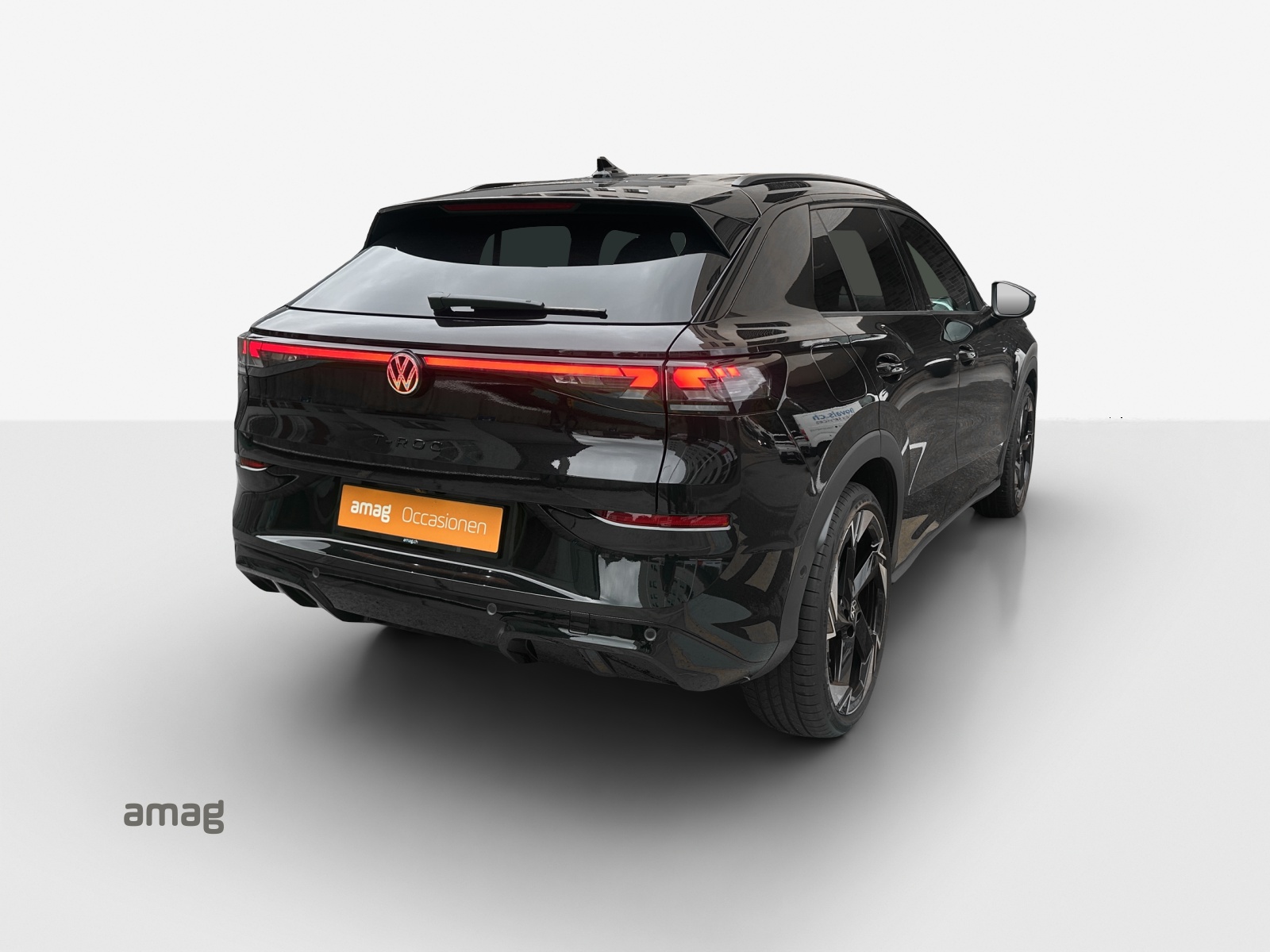 VW T-Roc 1.5 eTSI mHEV R-Line DSG-image-4