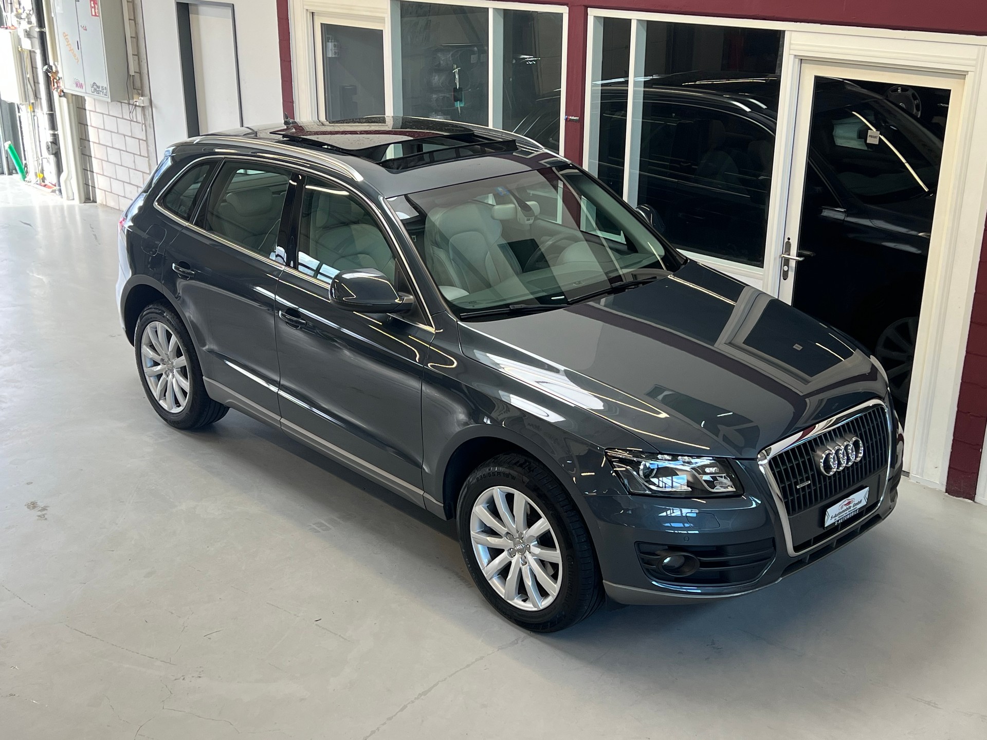 AUDI Q5 2.0TFSI QUATTRO S-TRONIC-image-0